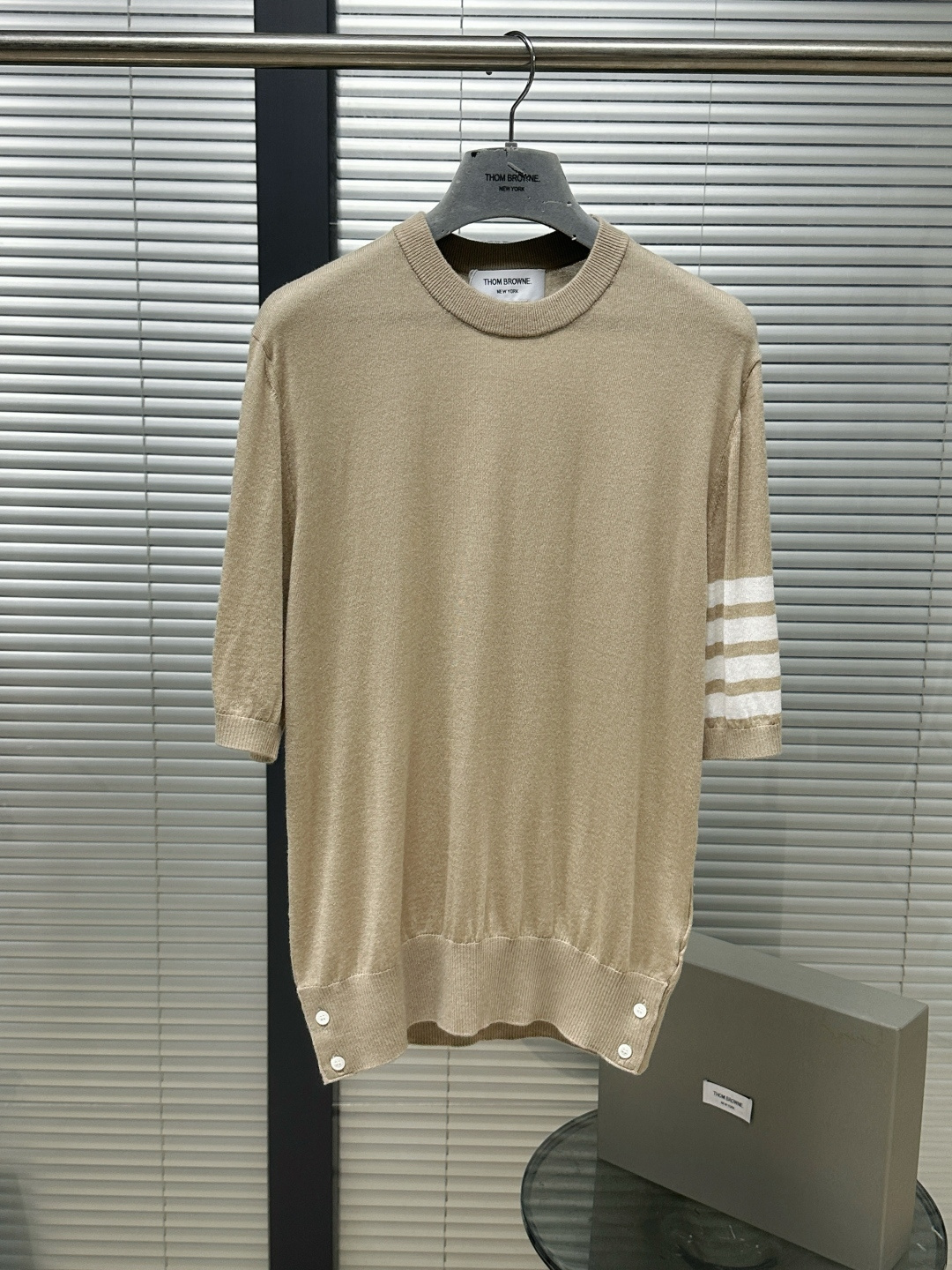 톰브라운 남성 반팔 126268 Thom Browne T Shirt 썸네일 이미지