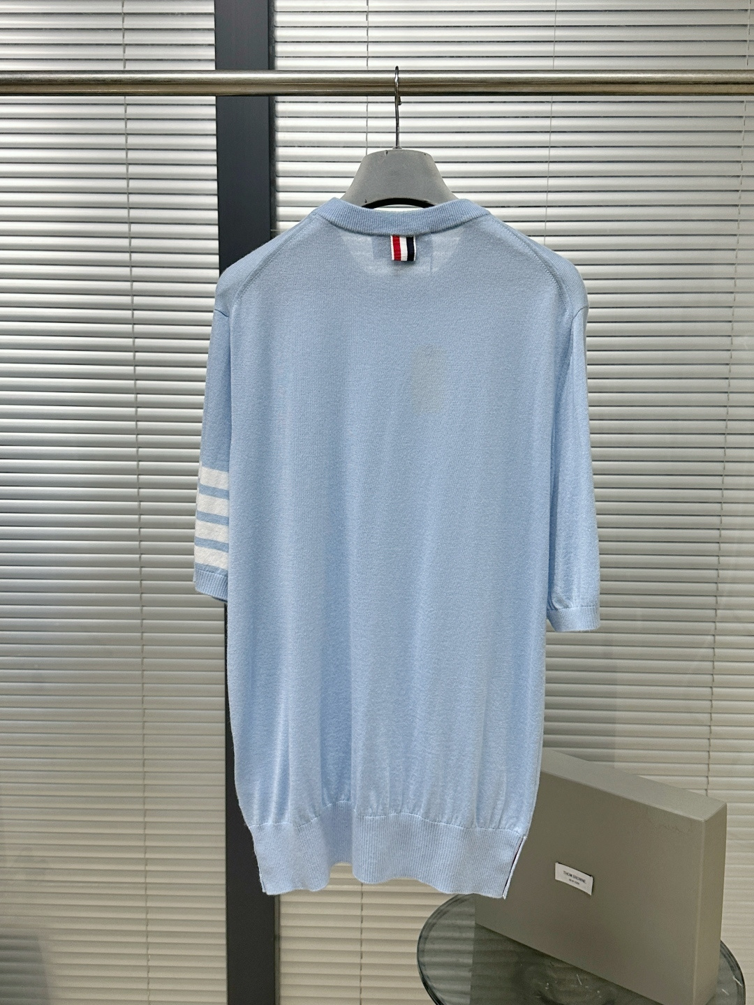 톰브라운 남성 반팔 126267 Thom Browne T Shirt 썸네일 이미지