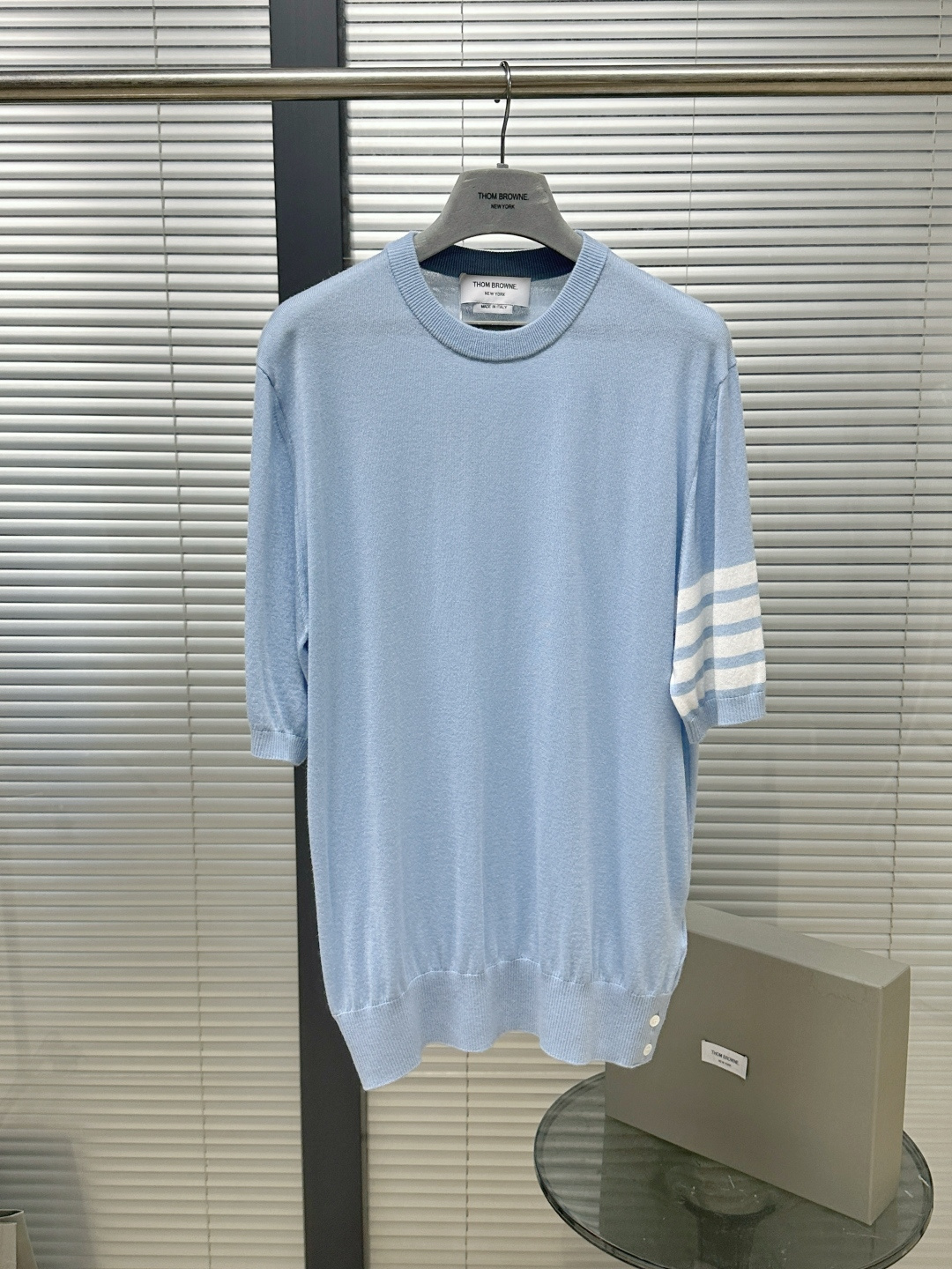 톰브라운 남성 반팔 126267 Thom Browne T Shirt 썸네일 이미지