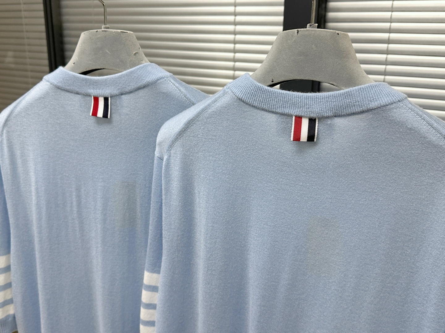 톰브라운 남성 반팔 126267 Thom Browne T Shirt 썸네일 이미지