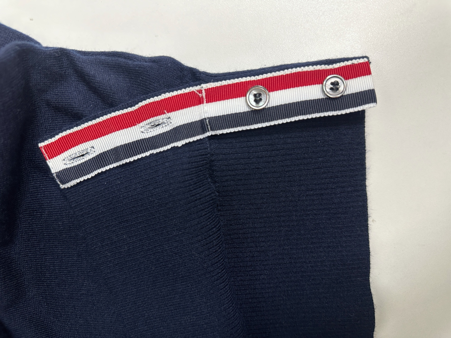 톰브라운 남성 반팔 126266 Thom Browne T Shirt 썸네일 이미지