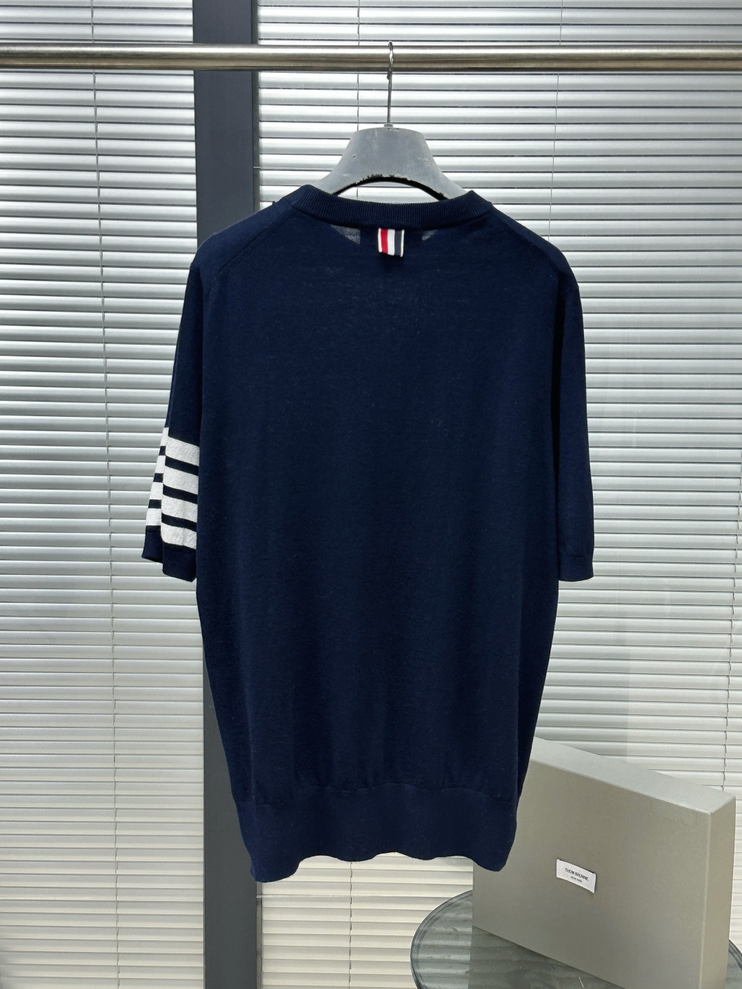 톰브라운 남성 반팔 126266 Thom Browne T Shirt 썸네일 이미지