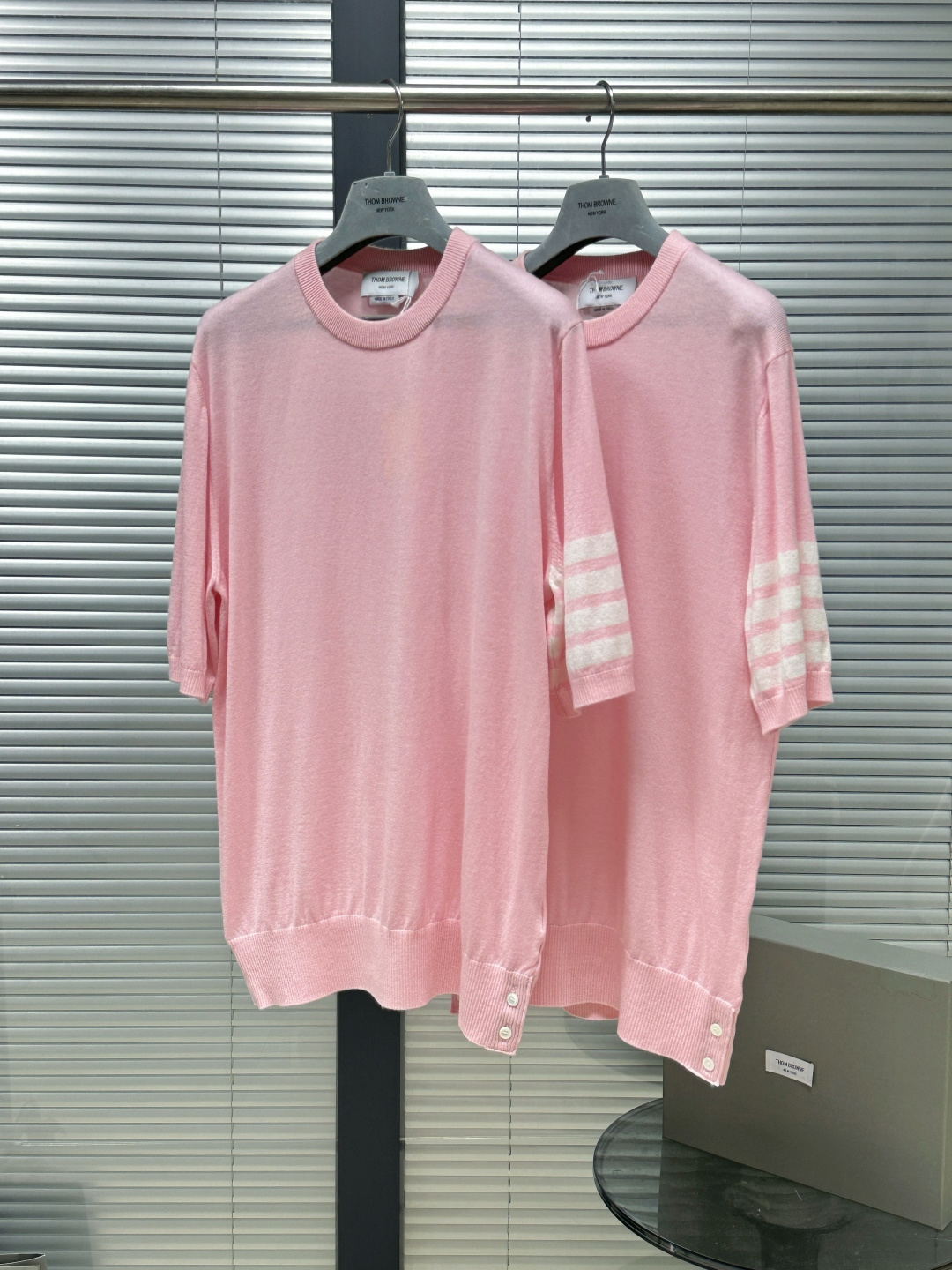 톰브라운 남성 반팔 126265 Thom Browne T Shirt 썸네일 이미지