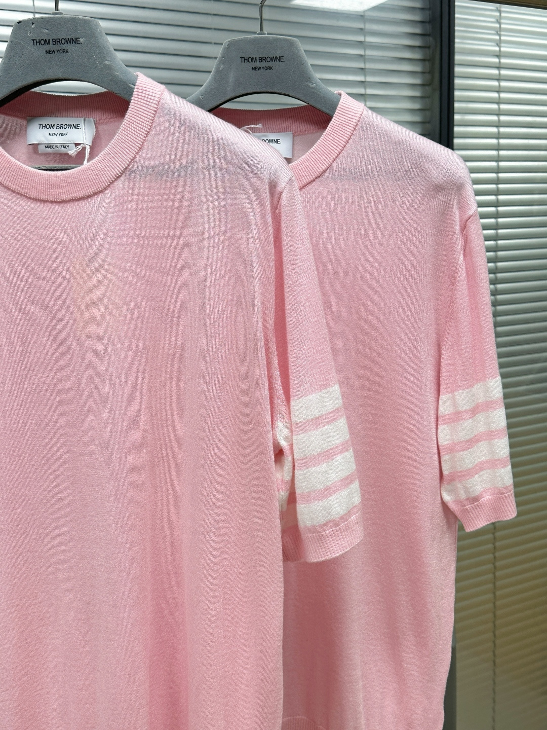 톰브라운 남성 반팔 126265 Thom Browne T Shirt 썸네일 이미지