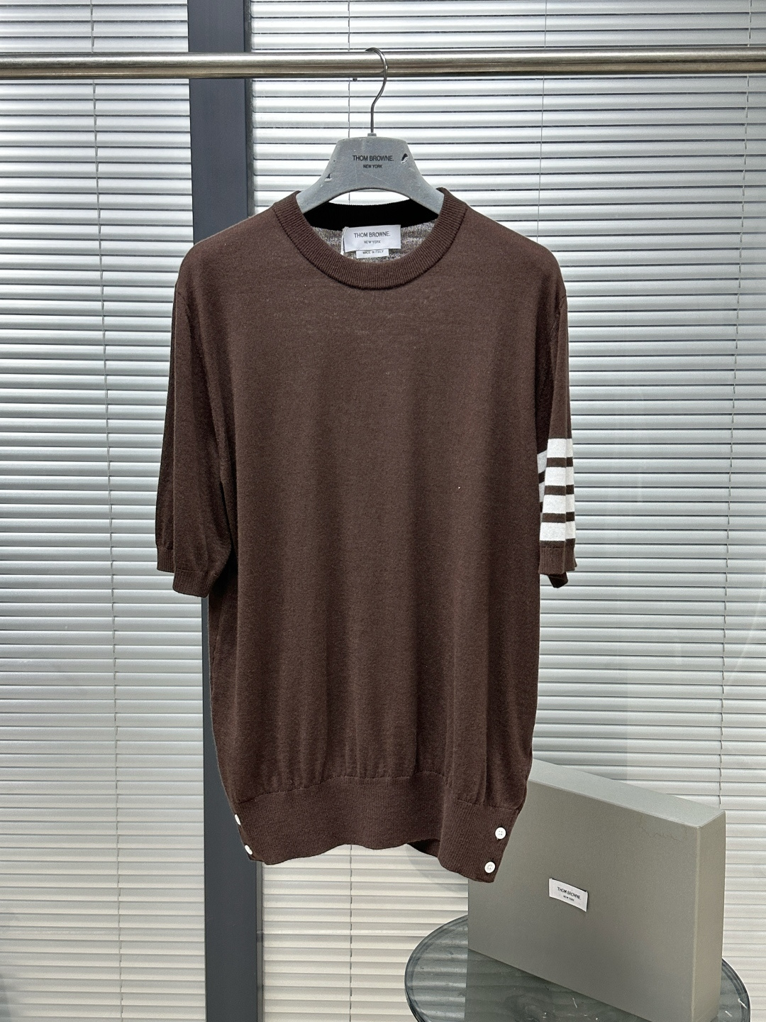 톰브라운 남성 반팔 126260 Thom Browne T Shirt 썸네일 이미지