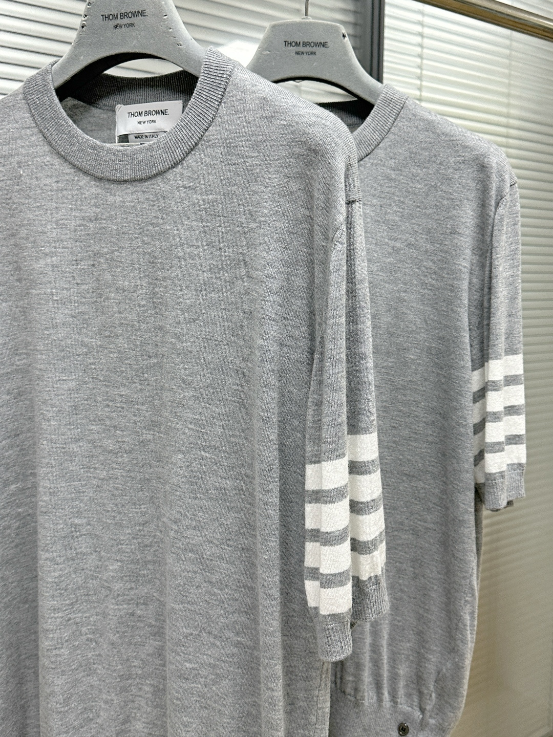 톰브라운 남성 반팔 126259 Thom Browne T Shirt 썸네일 이미지