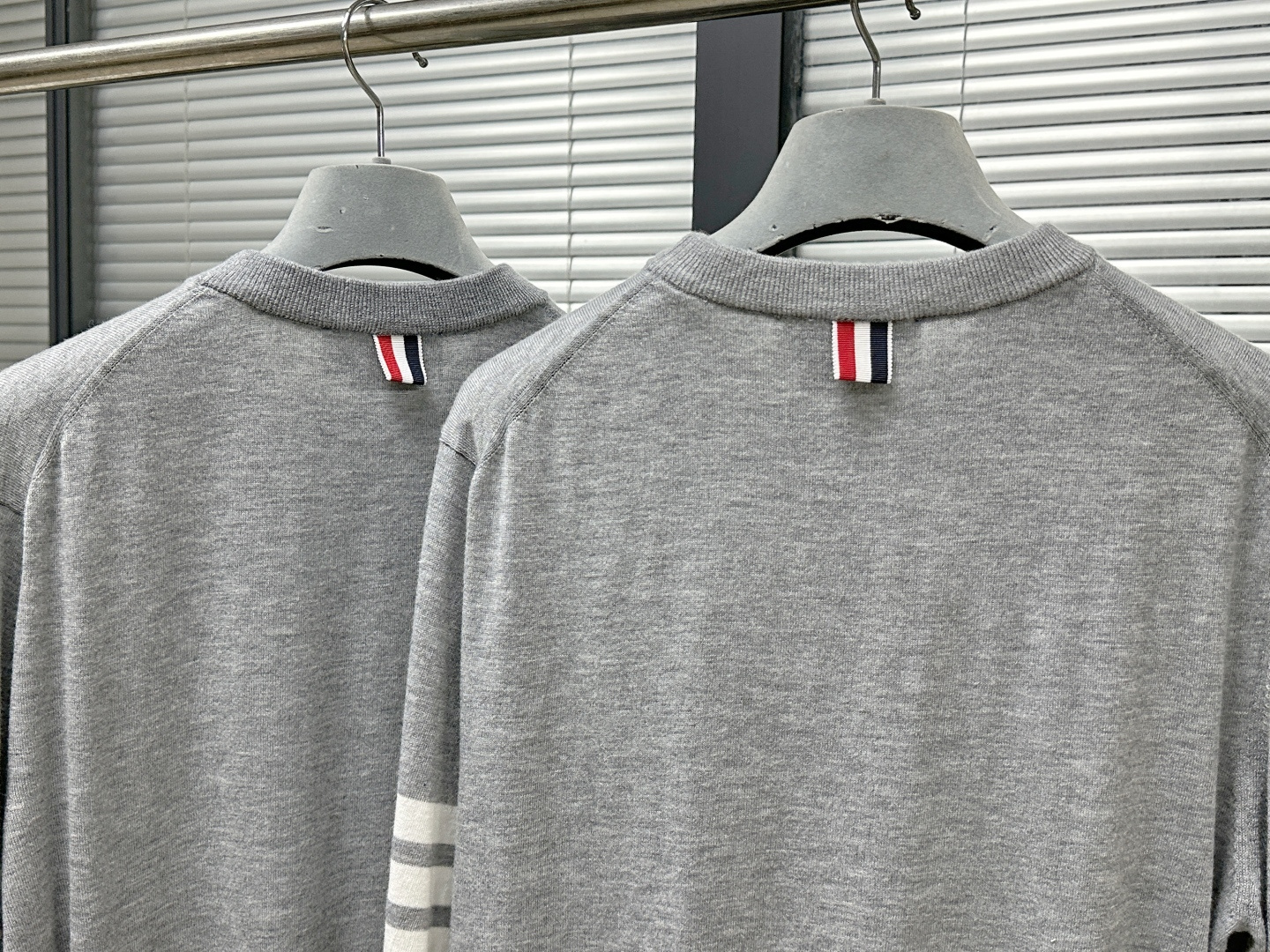톰브라운 남성 반팔 126259 Thom Browne T Shirt 썸네일 이미지