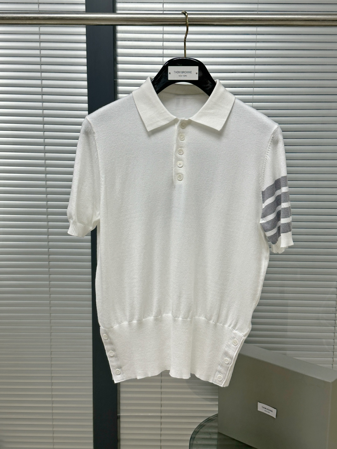 톰브라운 남성 반팔 126257 Thom Browne T Shirt 썸네일 이미지