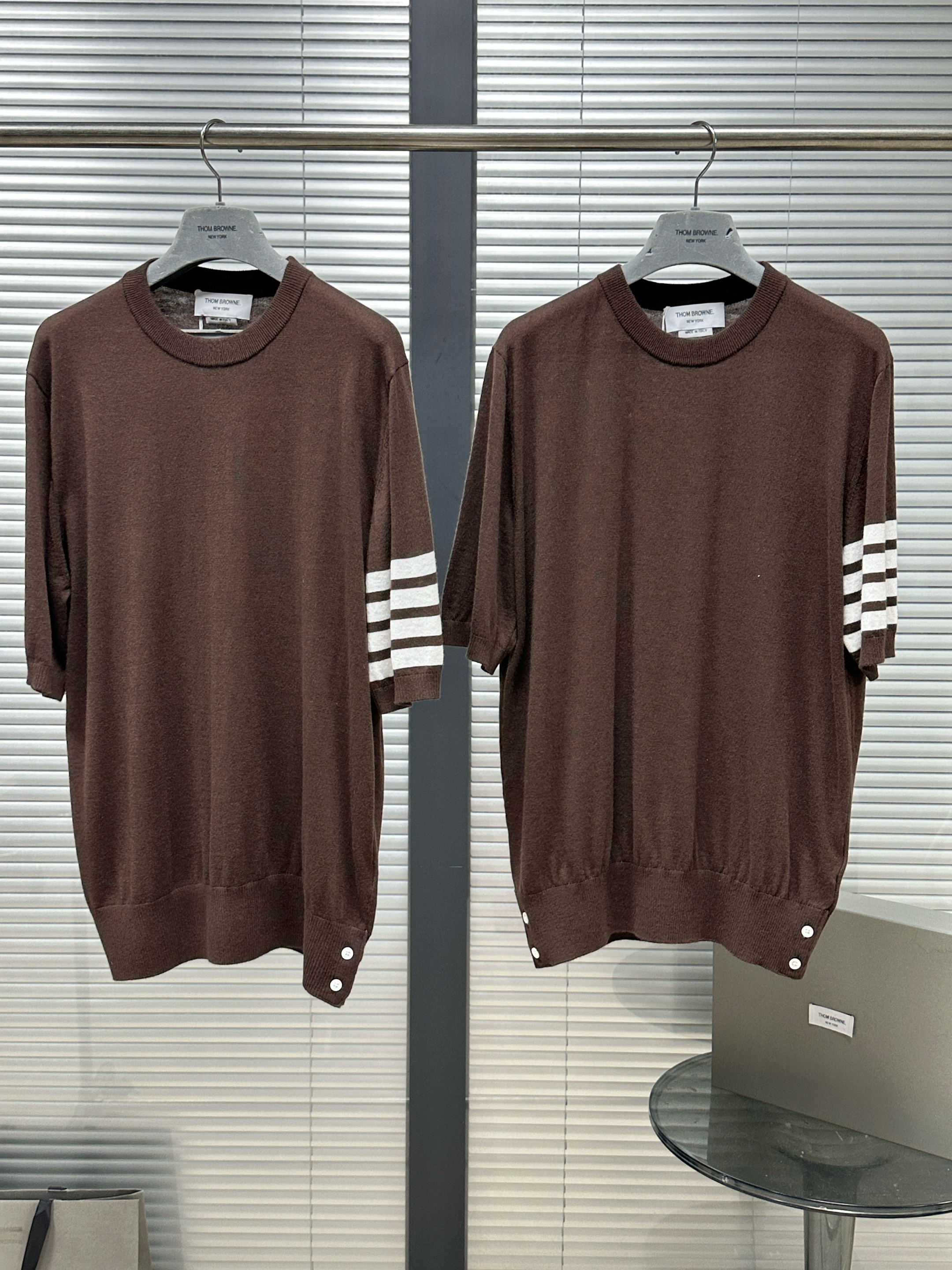톰브라운 남성 반팔 126260 Thom Browne T Shirt 썸네일 이미지