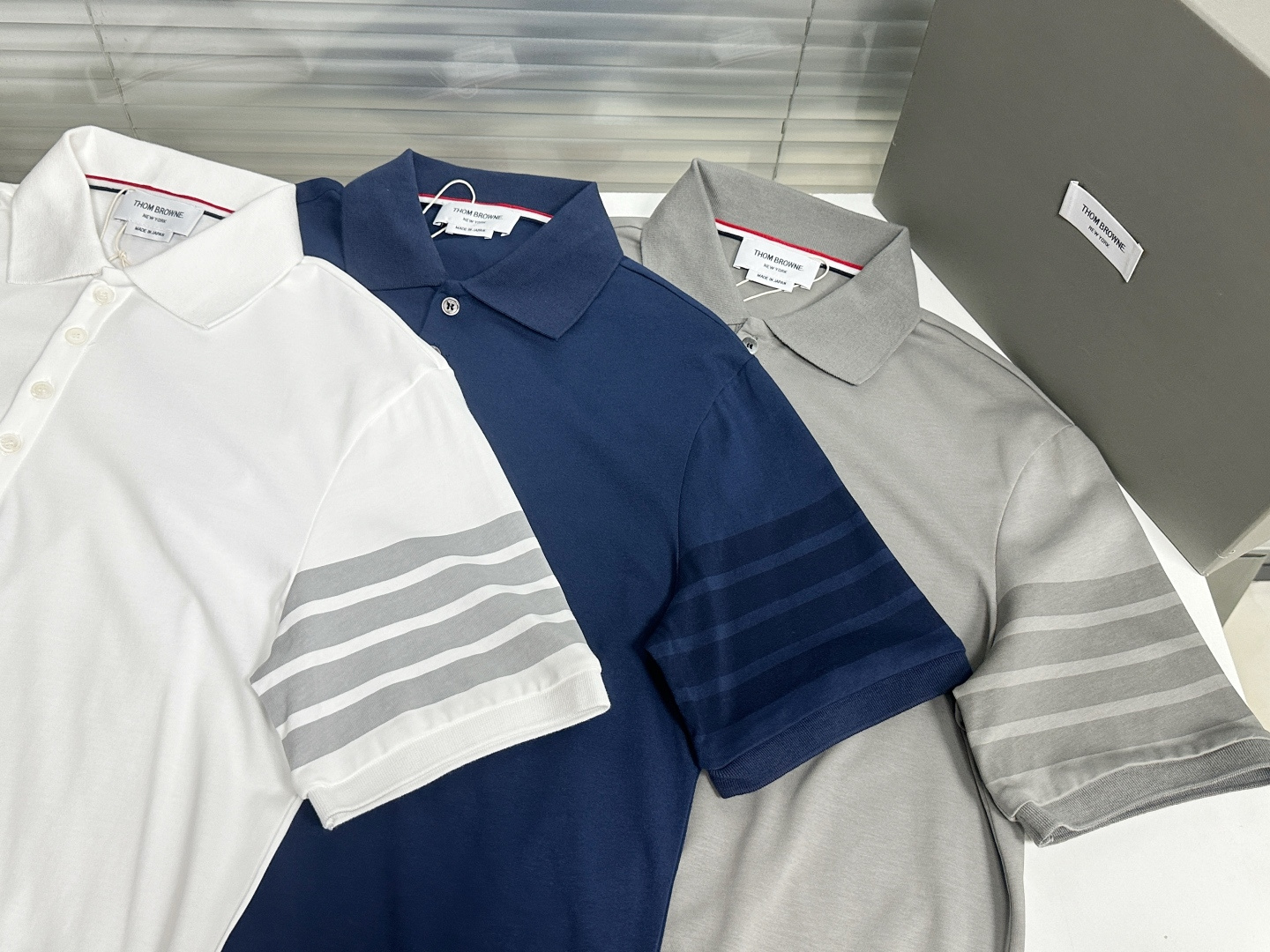 톰브라운 남성 반팔 142897 Thom Browne T Shirt 상세 이미지 9