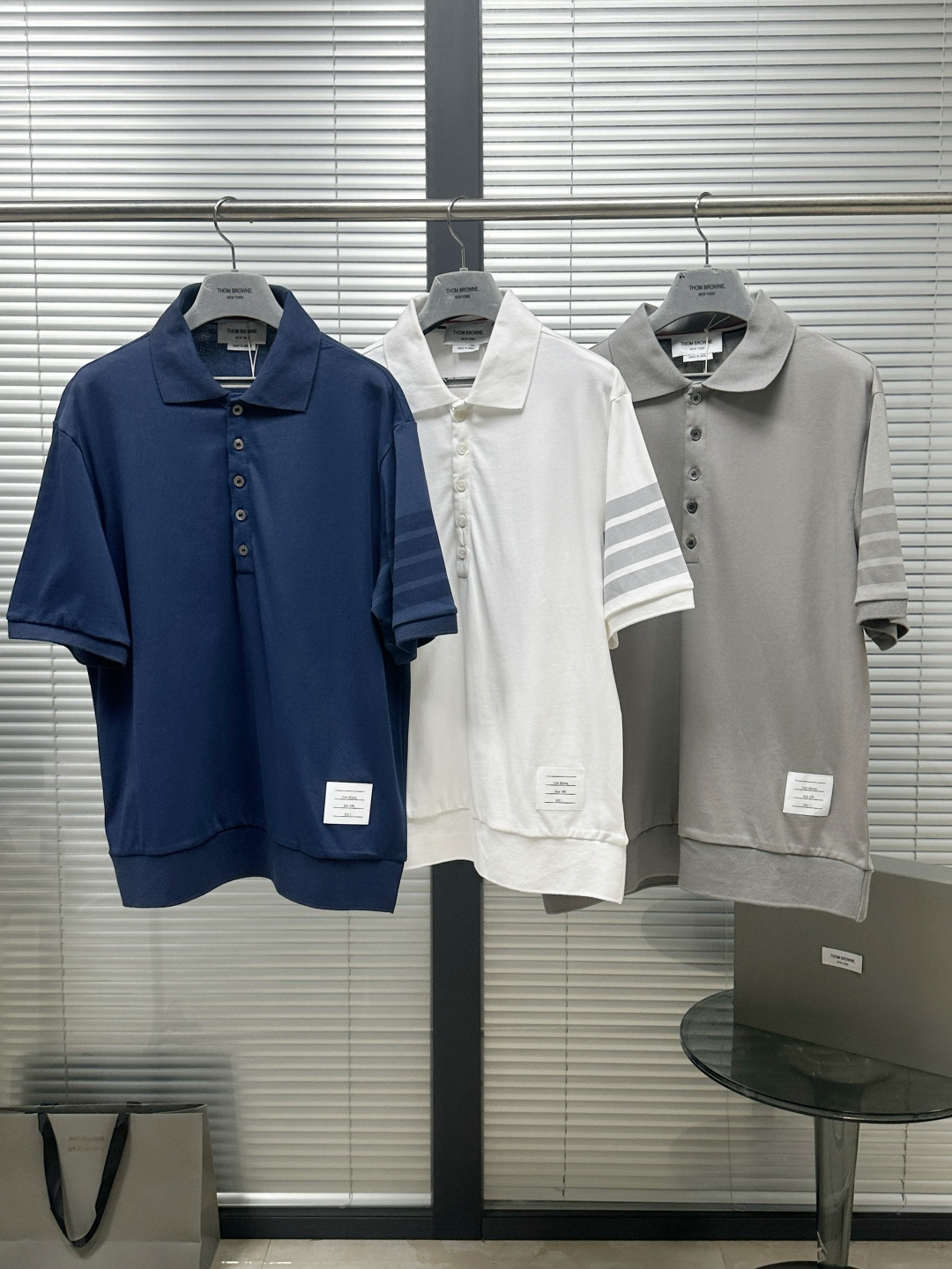 톰브라운 남성 반팔 142897 Thom Browne T Shirt 상세 이미지 2