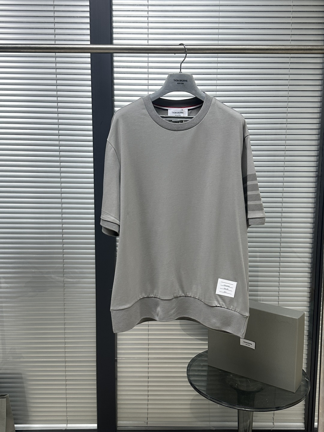 톰브라운 남성 반팔 126233 Thom Browne T Shirt 썸네일 이미지