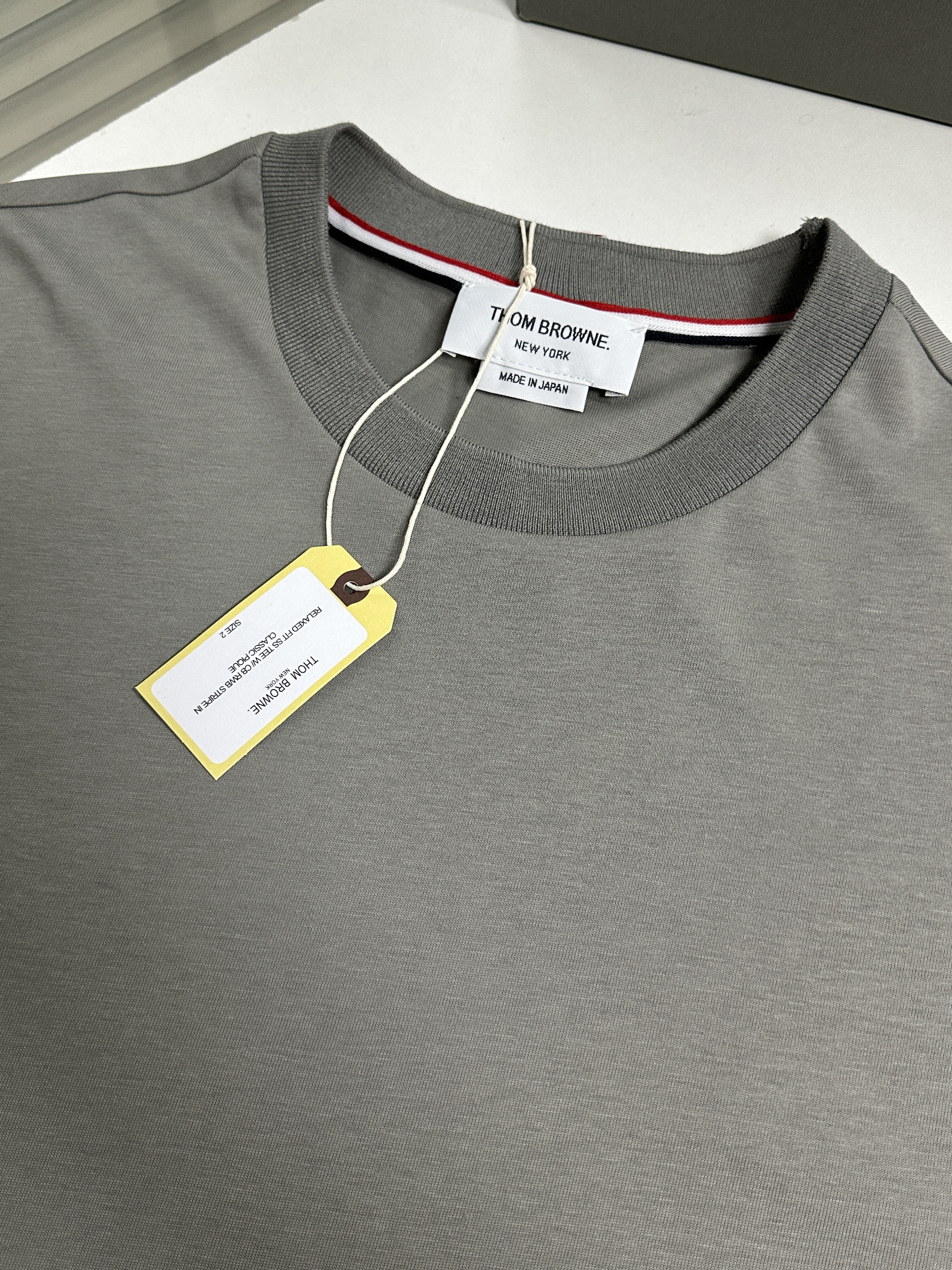톰브라운 남성 반팔 126233 Thom Browne T Shirt 썸네일 이미지