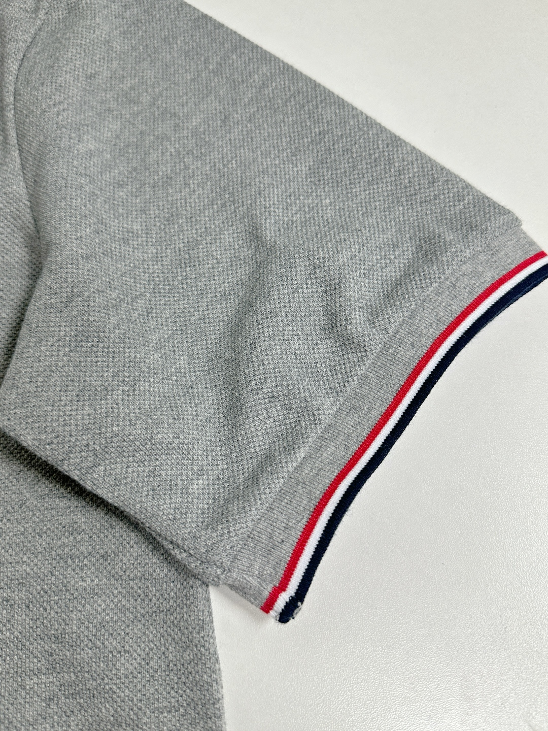 톰브라운 남성 반팔 126254 Thom Browne T Shirt 썸네일 이미지