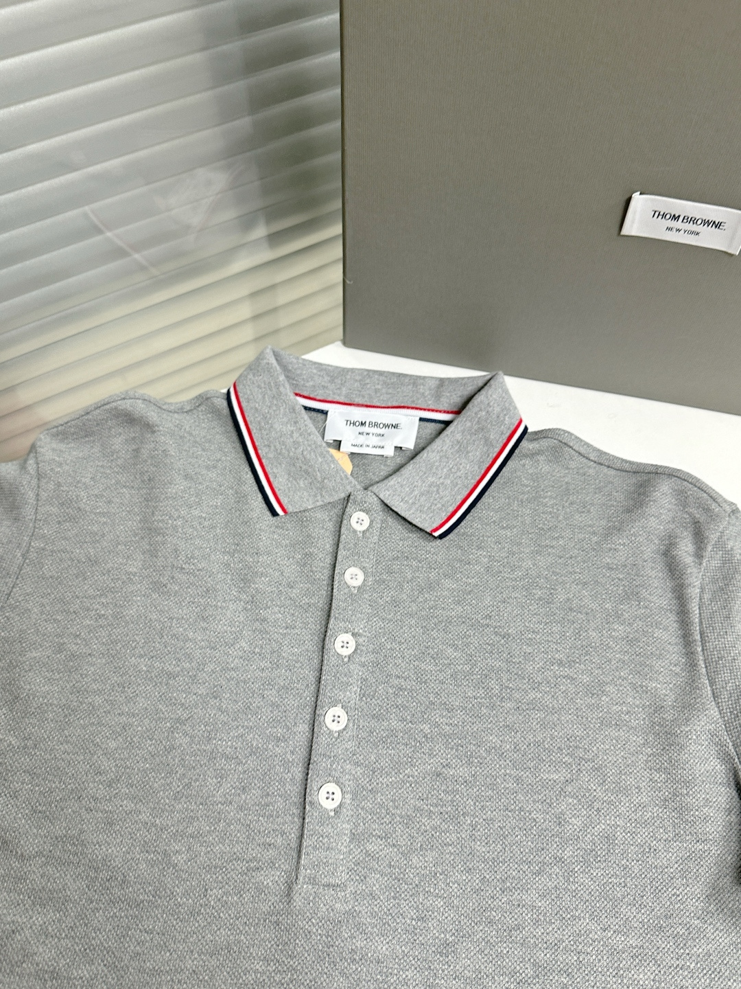 톰브라운 남성 반팔 126254 Thom Browne T Shirt 썸네일 이미지