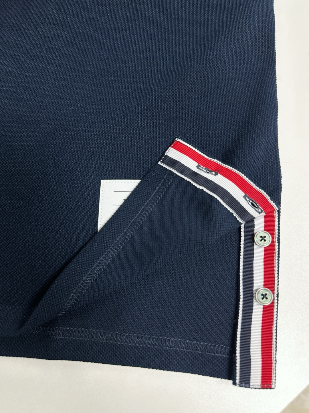 톰브라운 남성 반팔 126253 Thom Browne T Shirt 썸네일 이미지