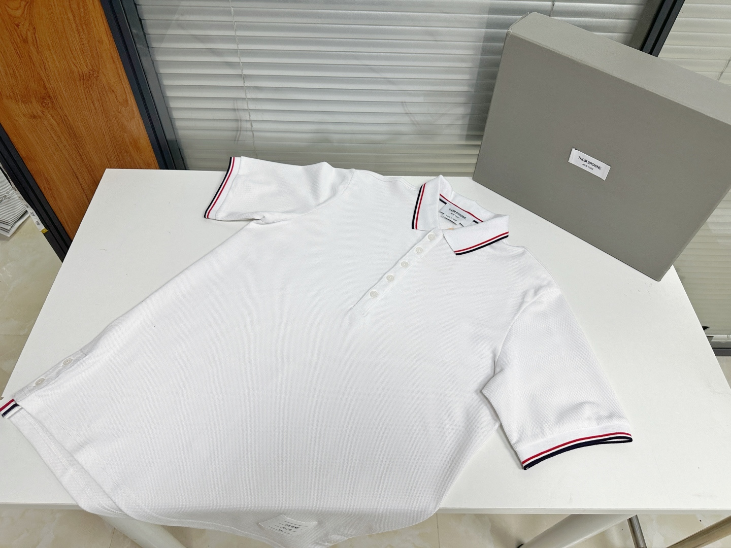 톰브라운 남성 반팔 126252 Thom Browne T Shirt 썸네일 이미지
