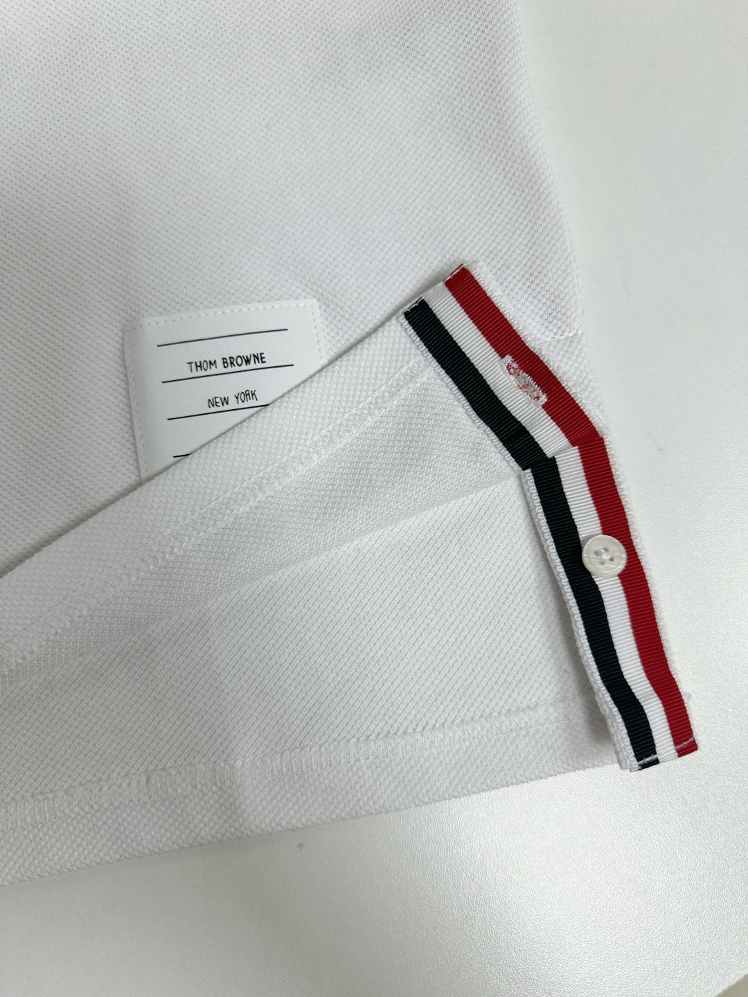 톰브라운 남성 반팔 126252 Thom Browne T Shirt 썸네일 이미지