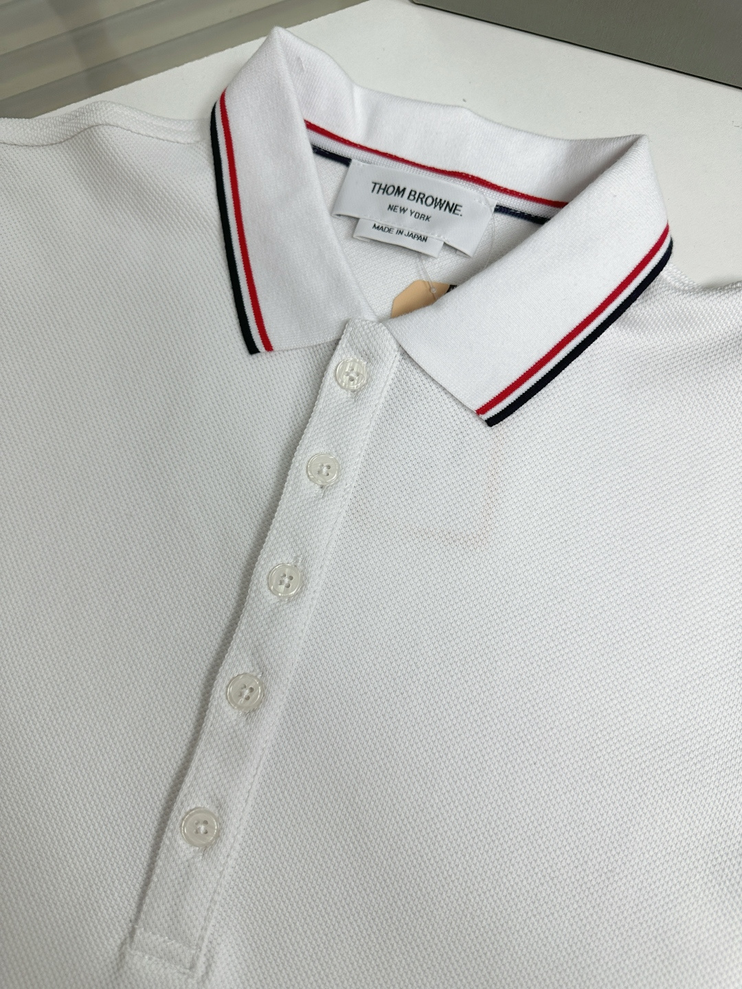 톰브라운 남성 반팔 126252 Thom Browne T Shirt 썸네일 이미지