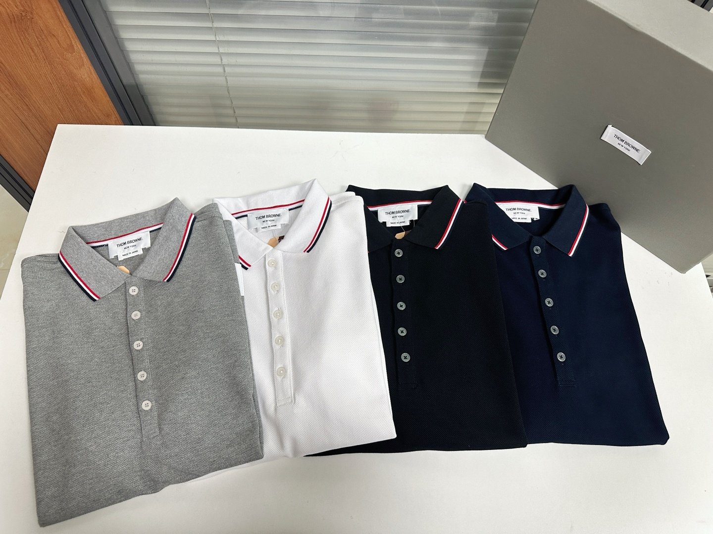 톰브라운 남성 반팔 142895 Thom Browne T Shirt 상세 이미지 6