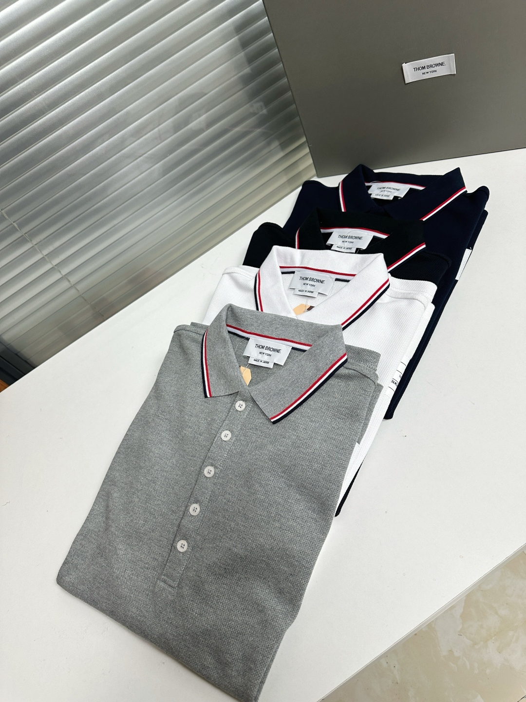 톰브라운 남성 반팔 142895 Thom Browne T Shirt 상세 이미지 8