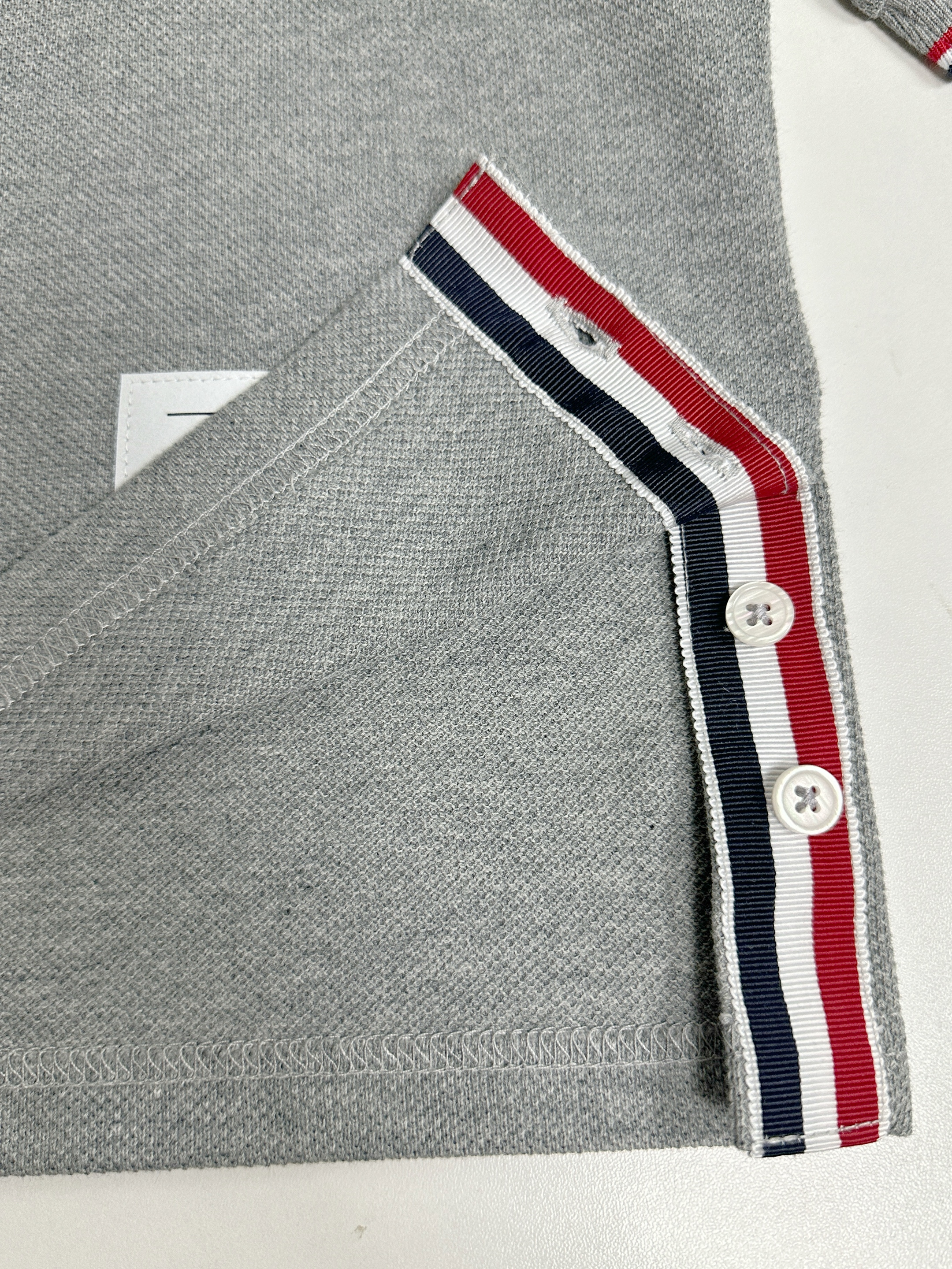 톰브라운 남성 반팔 126254 Thom Browne T Shirt 썸네일 이미지