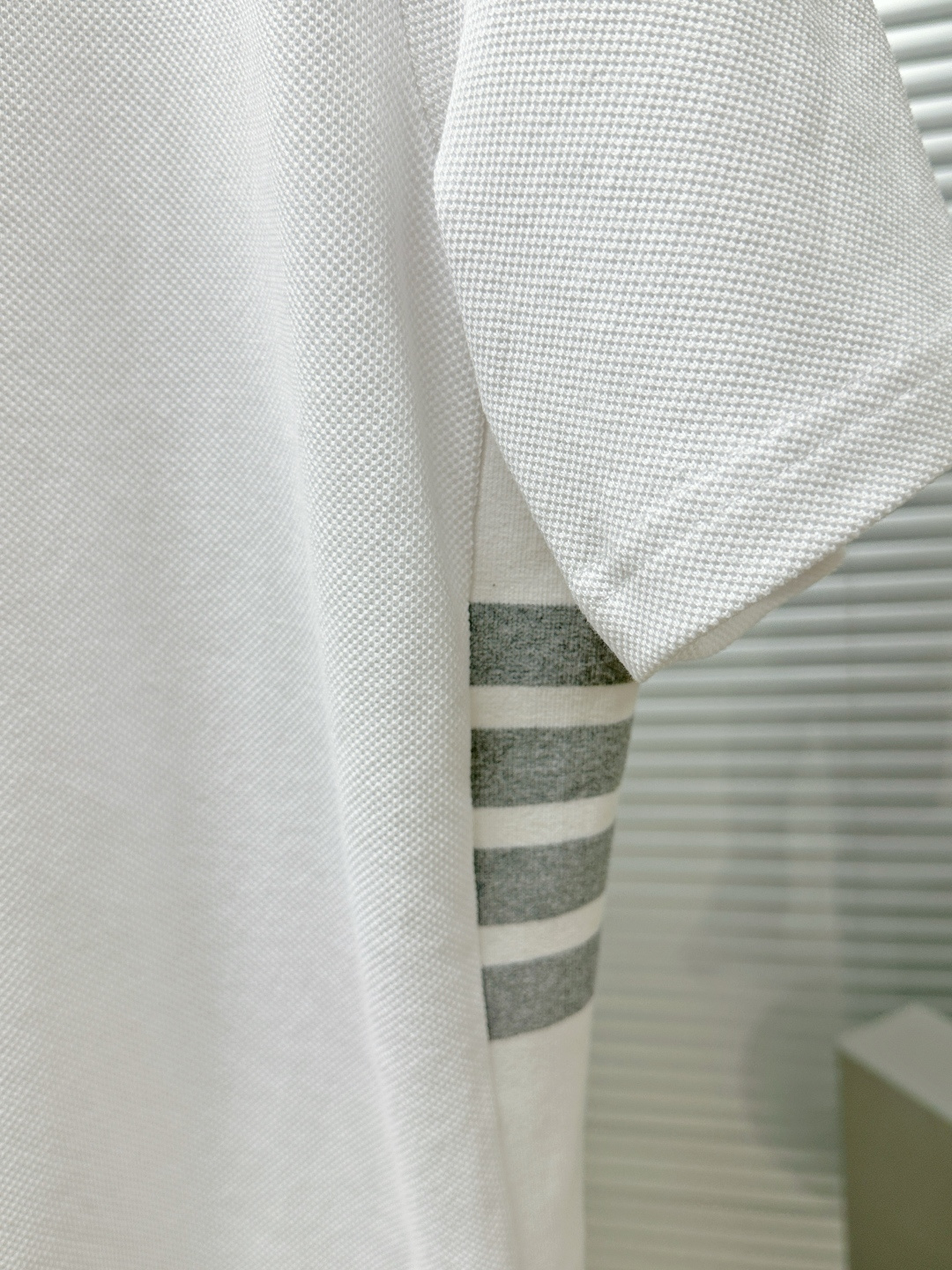톰브라운 남성 반팔 126230 Thom Browne T Shirt 썸네일 이미지
