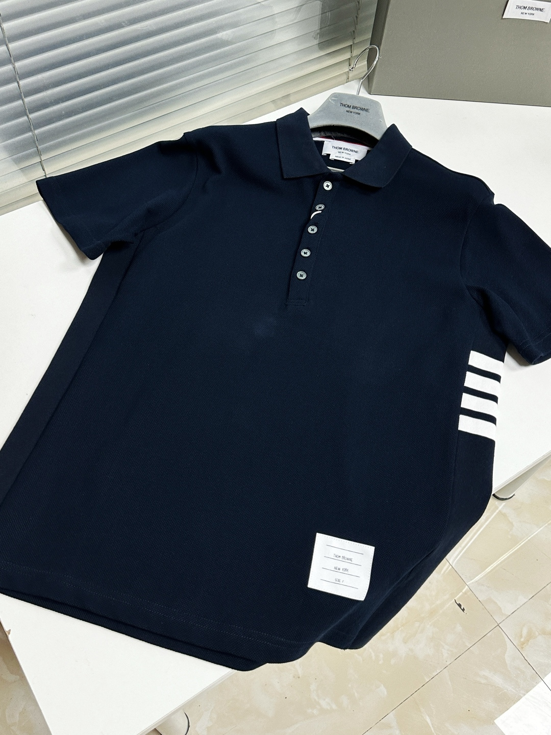 톰브라운 남성 반팔 126229 Thom Browne T Shirt 썸네일 이미지