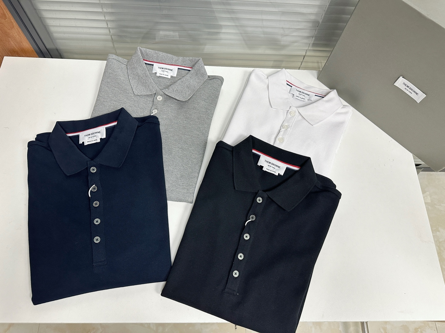 톰브라운 남성 반팔 142926 Thom Browne T Shirt 상세 이미지 9