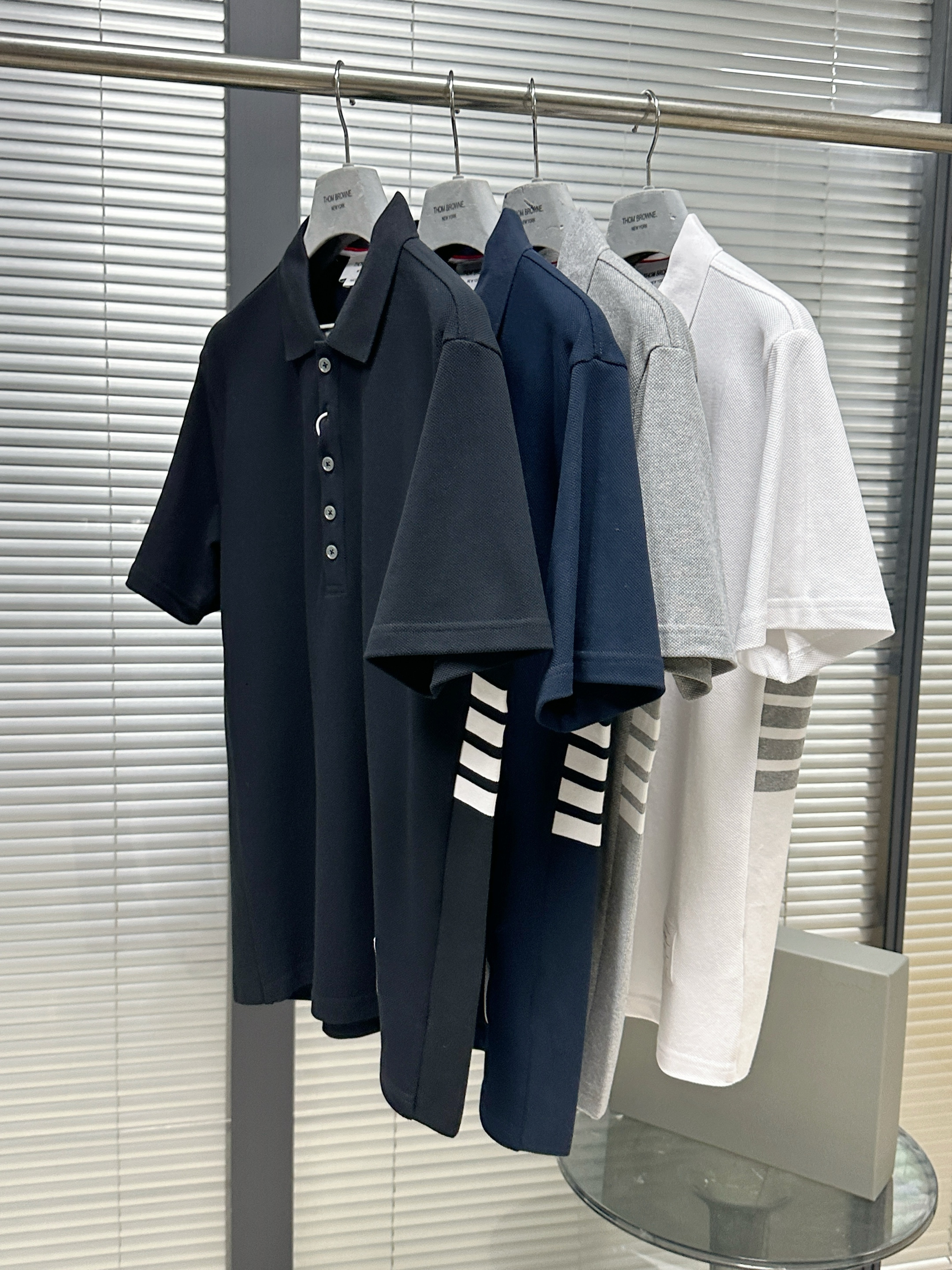 톰브라운 남성 반팔 142926 Thom Browne T Shirt 상세 이미지 12