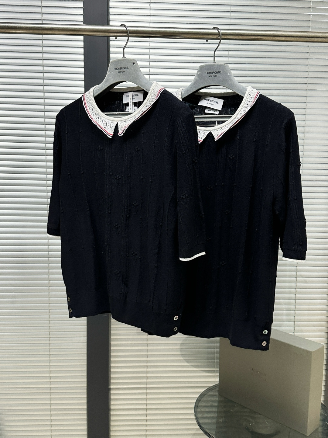 톰브라운 여성 반팔 142925 Thom Browne T Shirt 상세 이미지 4