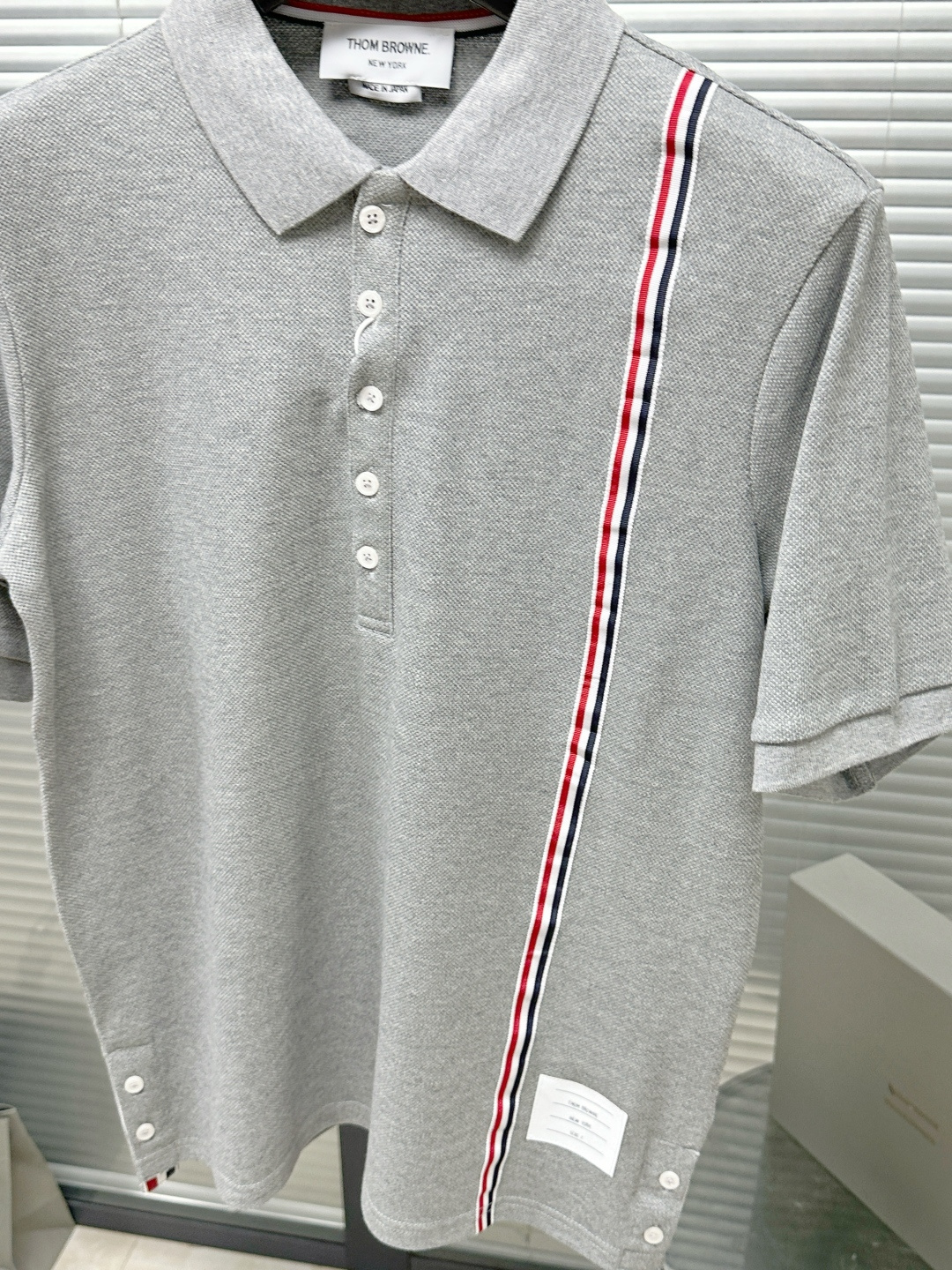 톰브라운 남성 반팔 126226 Thom Browne T Shirt 썸네일 이미지