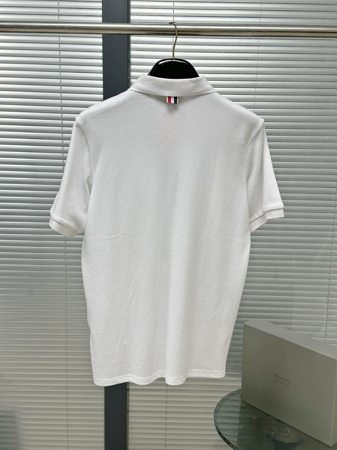 톰브라운 남성 반팔 126225 Thom Browne T Shirt 썸네일 이미지