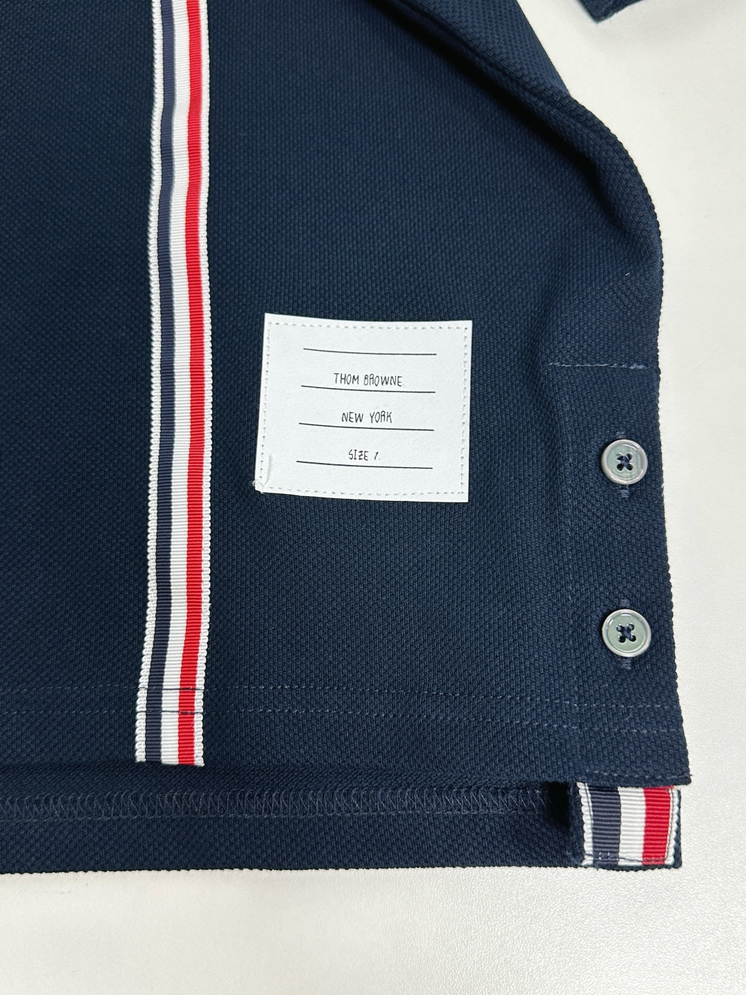 톰브라운 남성 반팔 126224 Thom Browne T Shirt 썸네일 이미지