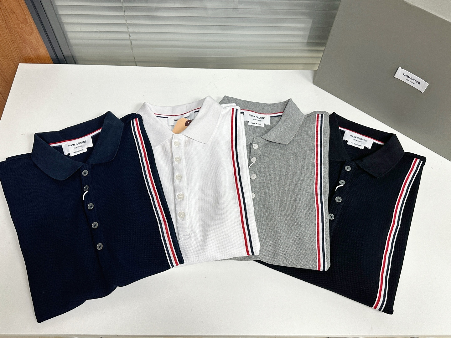 톰브라운 남성 반팔 142924 Thom Browne T Shirt 상세 이미지 8