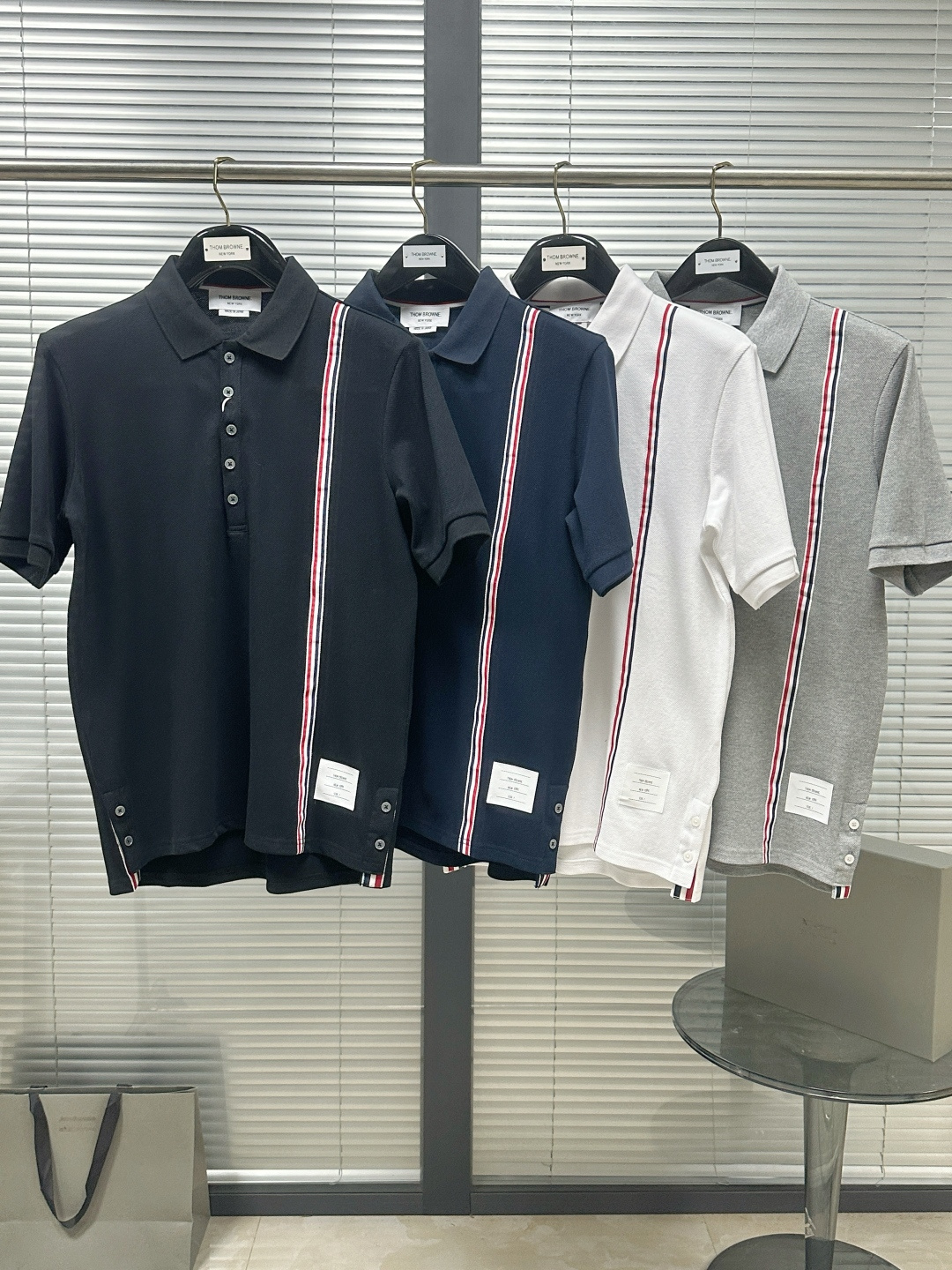 톰브라운 남성 반팔 142924 Thom Browne T Shirt 상세 이미지 2