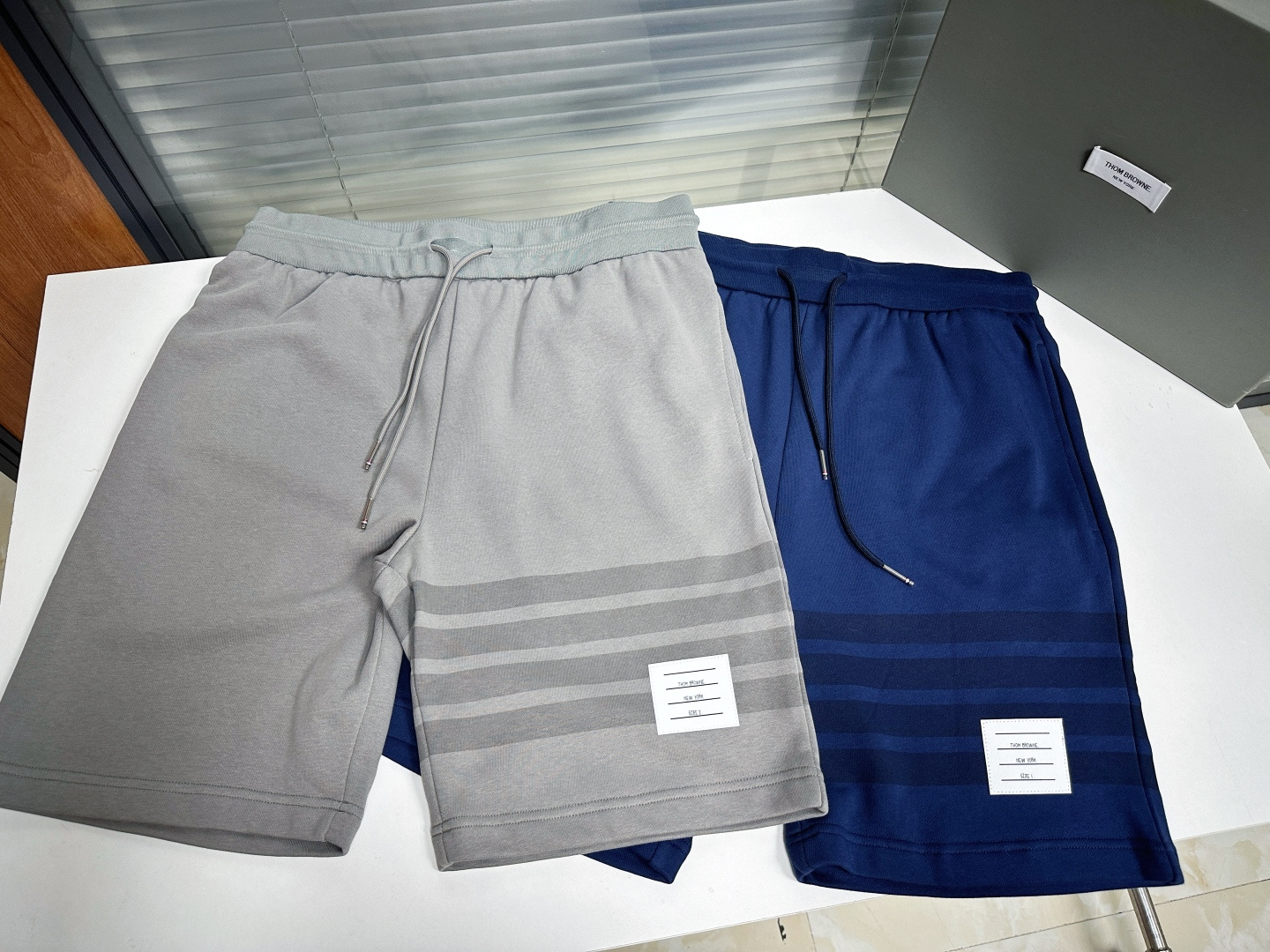 톰브라운 남성 바지 142894 Thom Browne Pants 상세 이미지 5