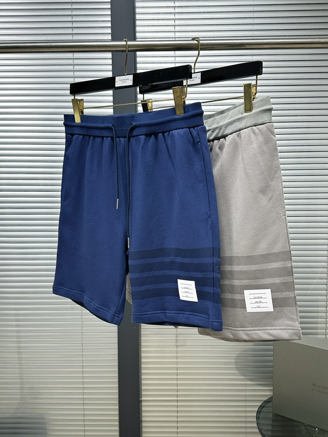 톰브라운 남성 바지 142894 Thom Browne Pants 상세 이미지 4