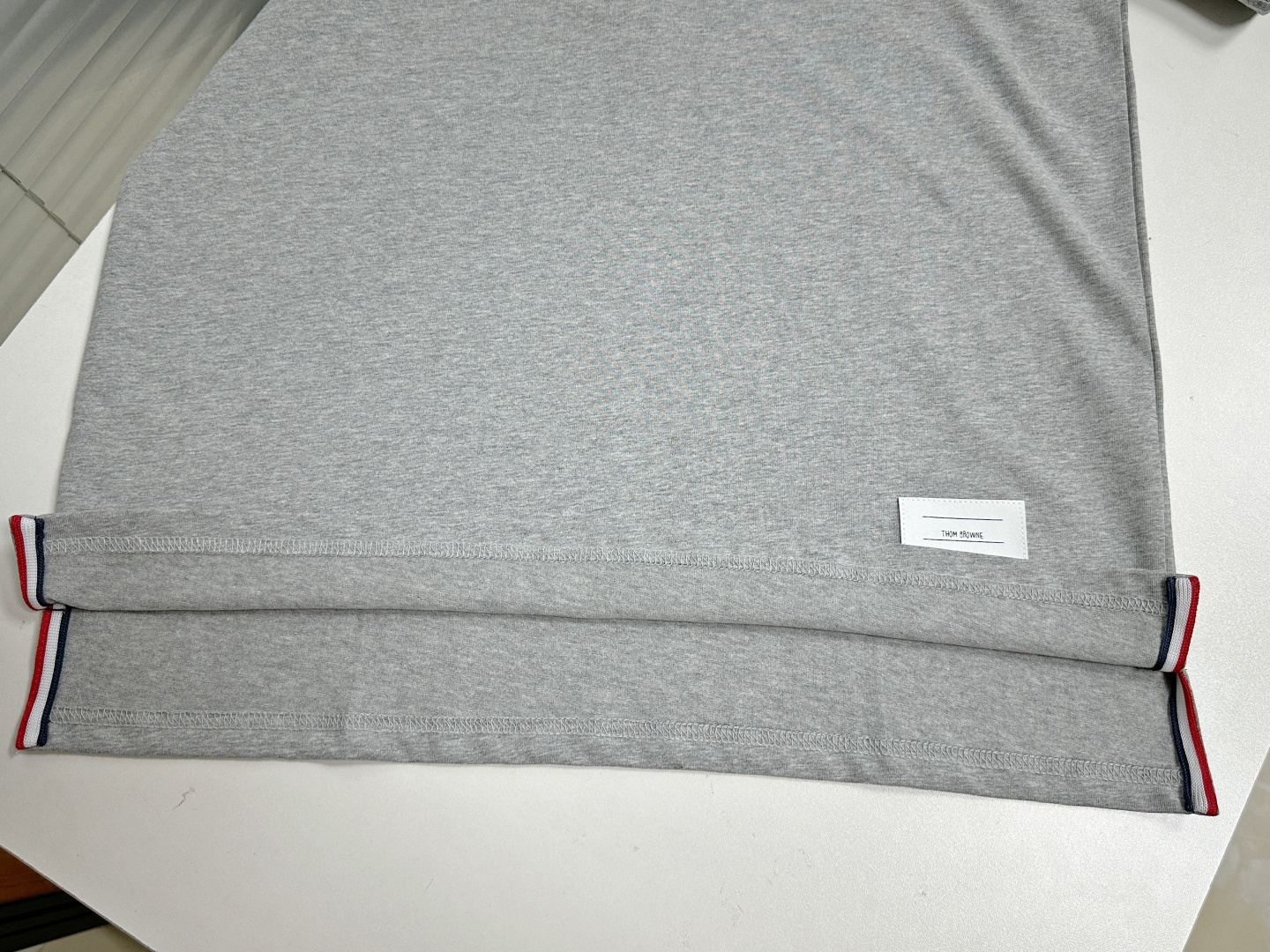 톰브라운 남성 반팔 126271 Thom Browne T Shirt 썸네일 이미지