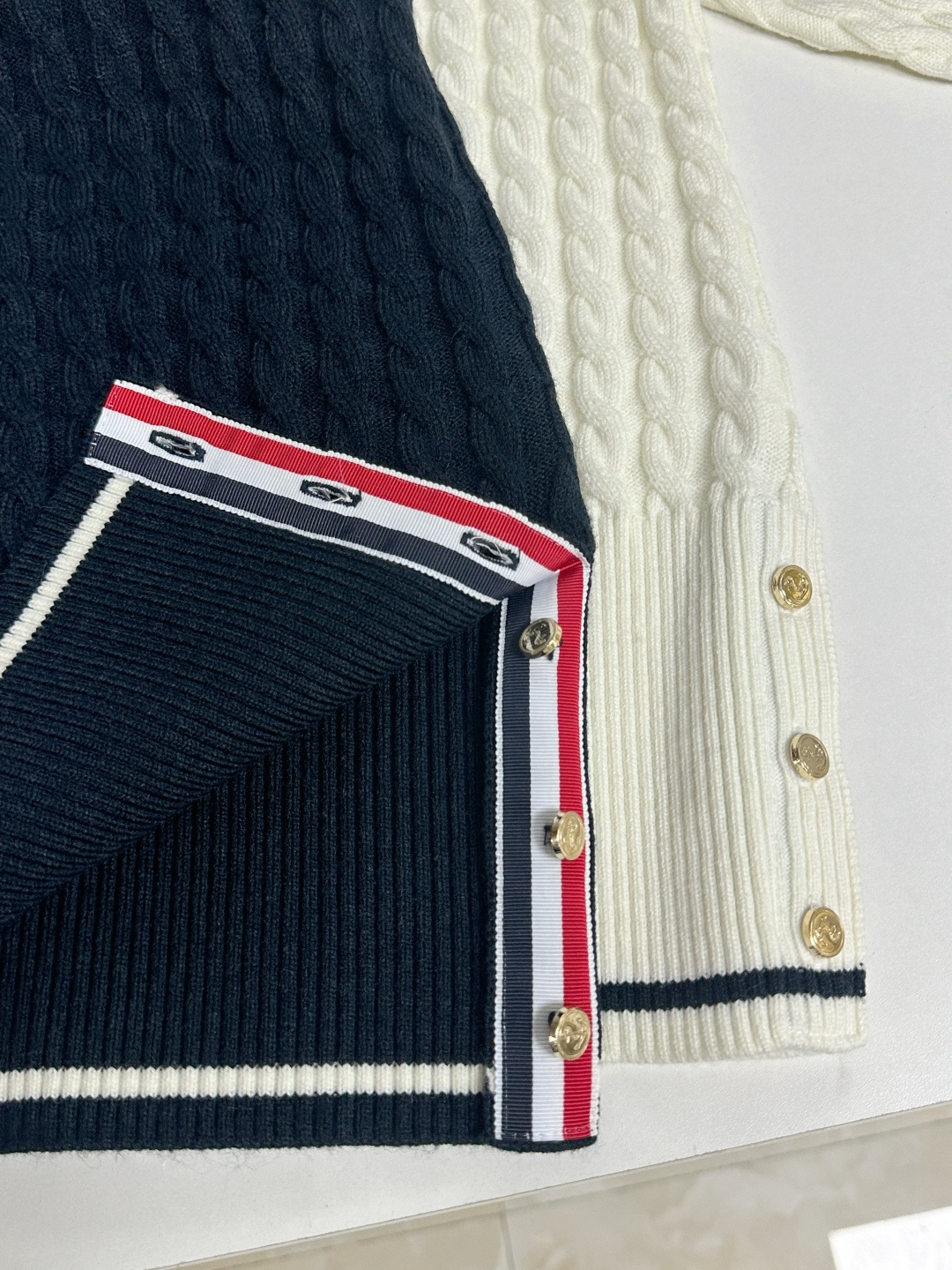 톰브라운 여성 반팔 142869 Thom Browne T Shirt 상세 이미지 8