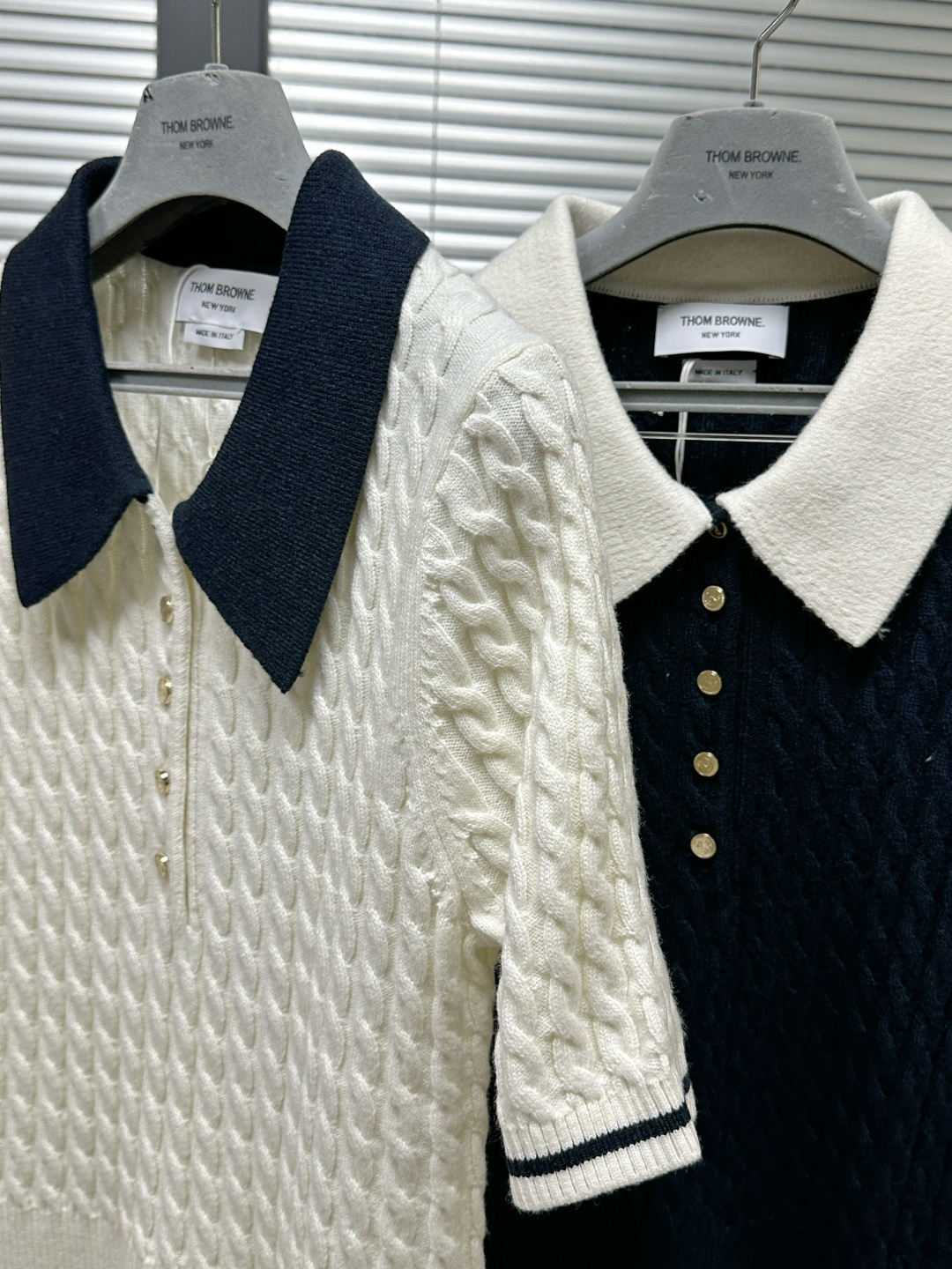 톰브라운 여성 반팔 142869 Thom Browne T Shirt 상세 이미지 4