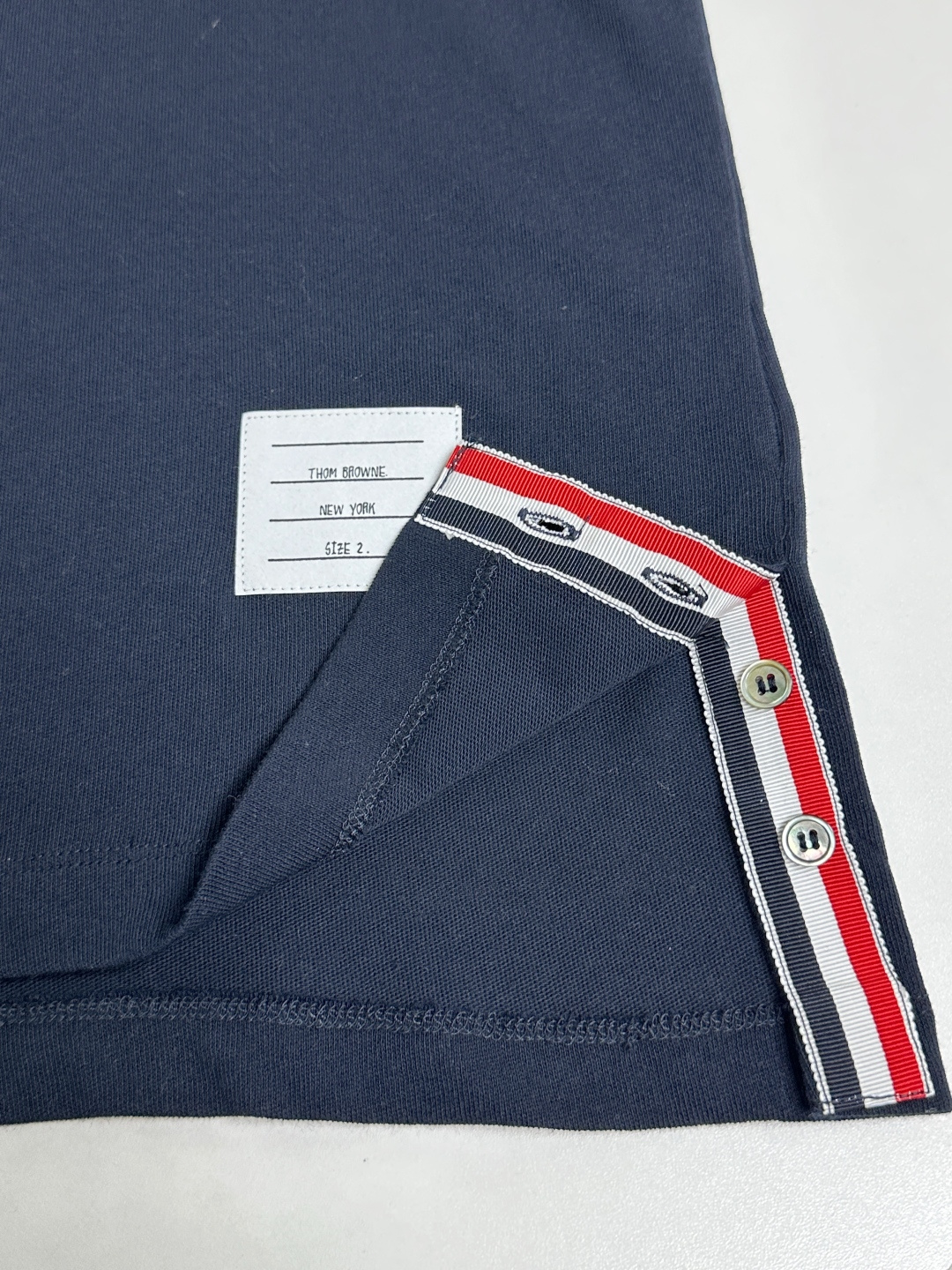 톰브라운 남성 반팔 126234 Thom Browne T Shirt 썸네일 이미지