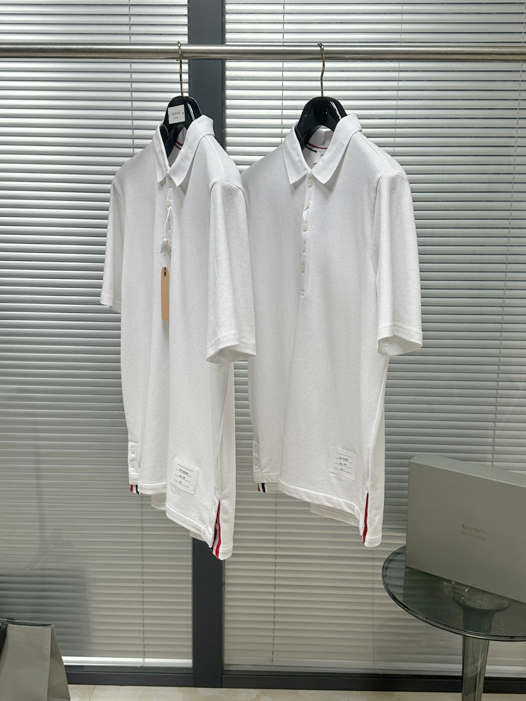 톰브라운 남성 반팔 142865 Thom Browne T Shirt 상세 이미지 4
