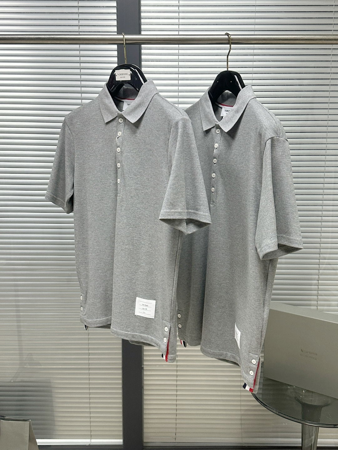 톰브라운 남성 반팔 142864 Thom Browne T Shirt 상세 이미지 4