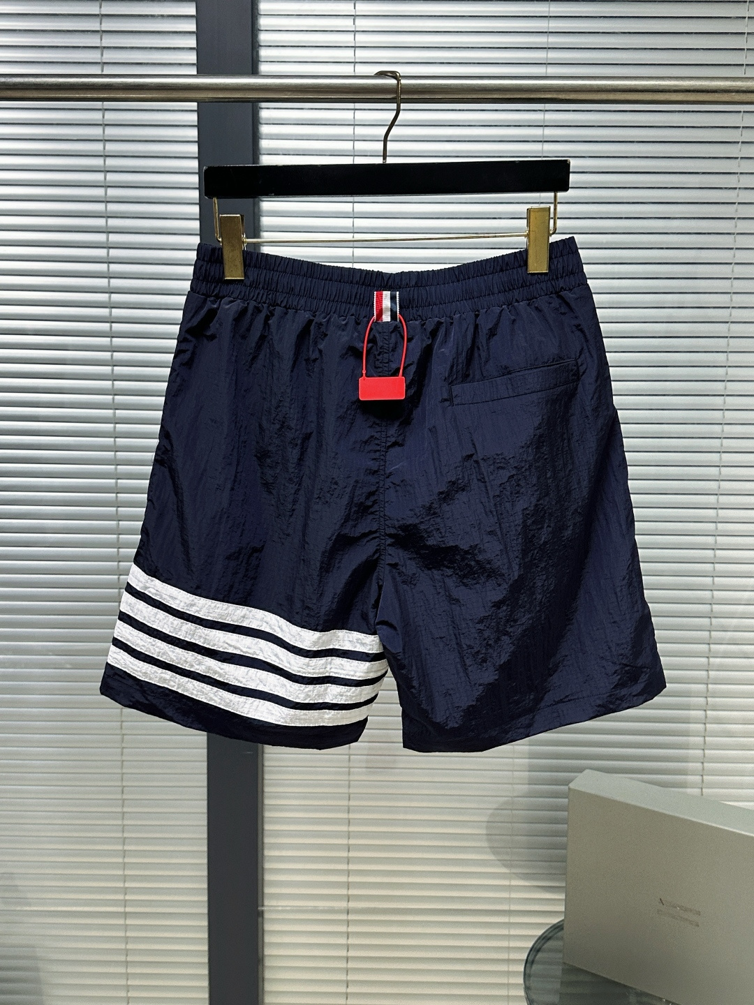 톰브라운 남성 바지 142861 Thom Browne Pants 상세 이미지 3