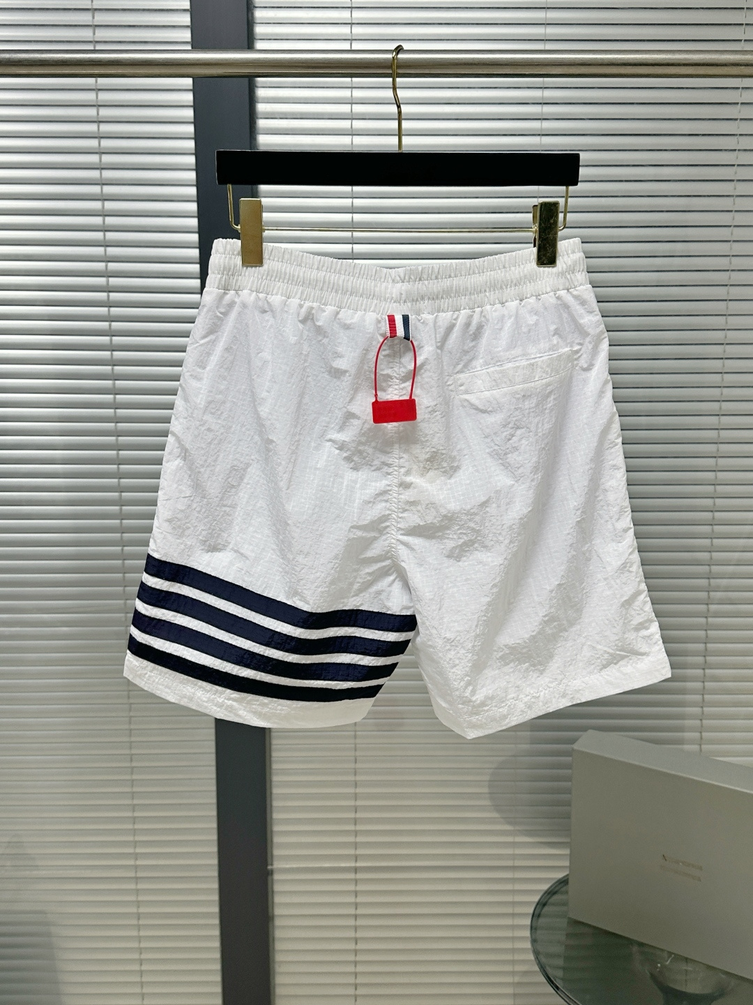 톰브라운 남성 바지 142860 Thom Browne Pants 상세 이미지 2