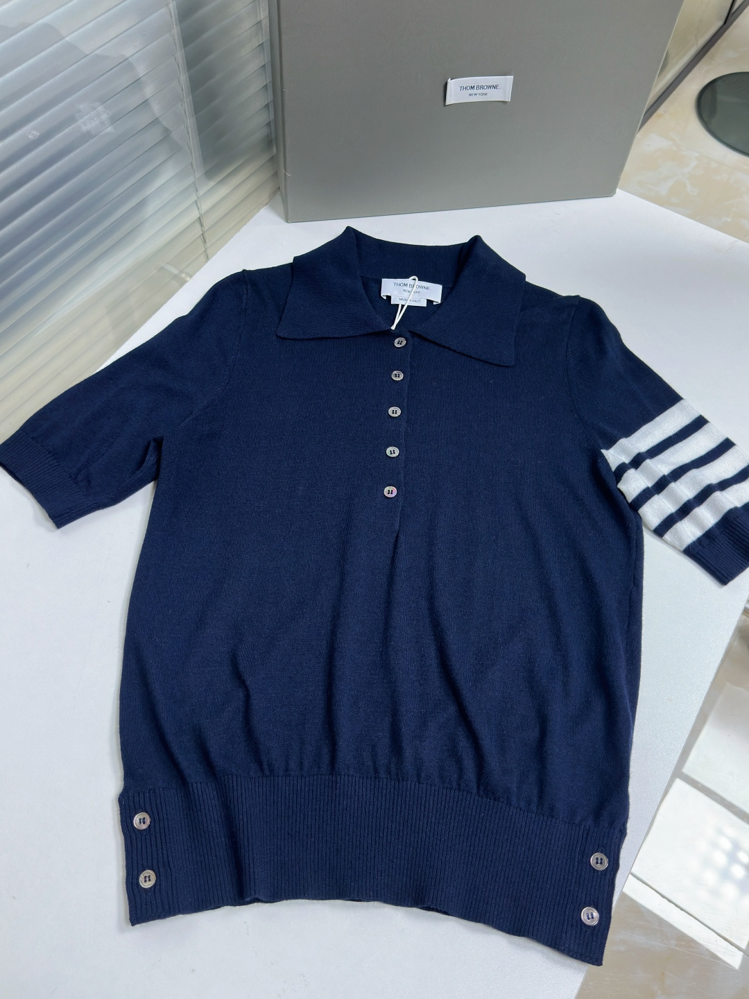 톰브라운 남성 반팔 142881 Thom Browne T Shirt 상세 이미지 7
