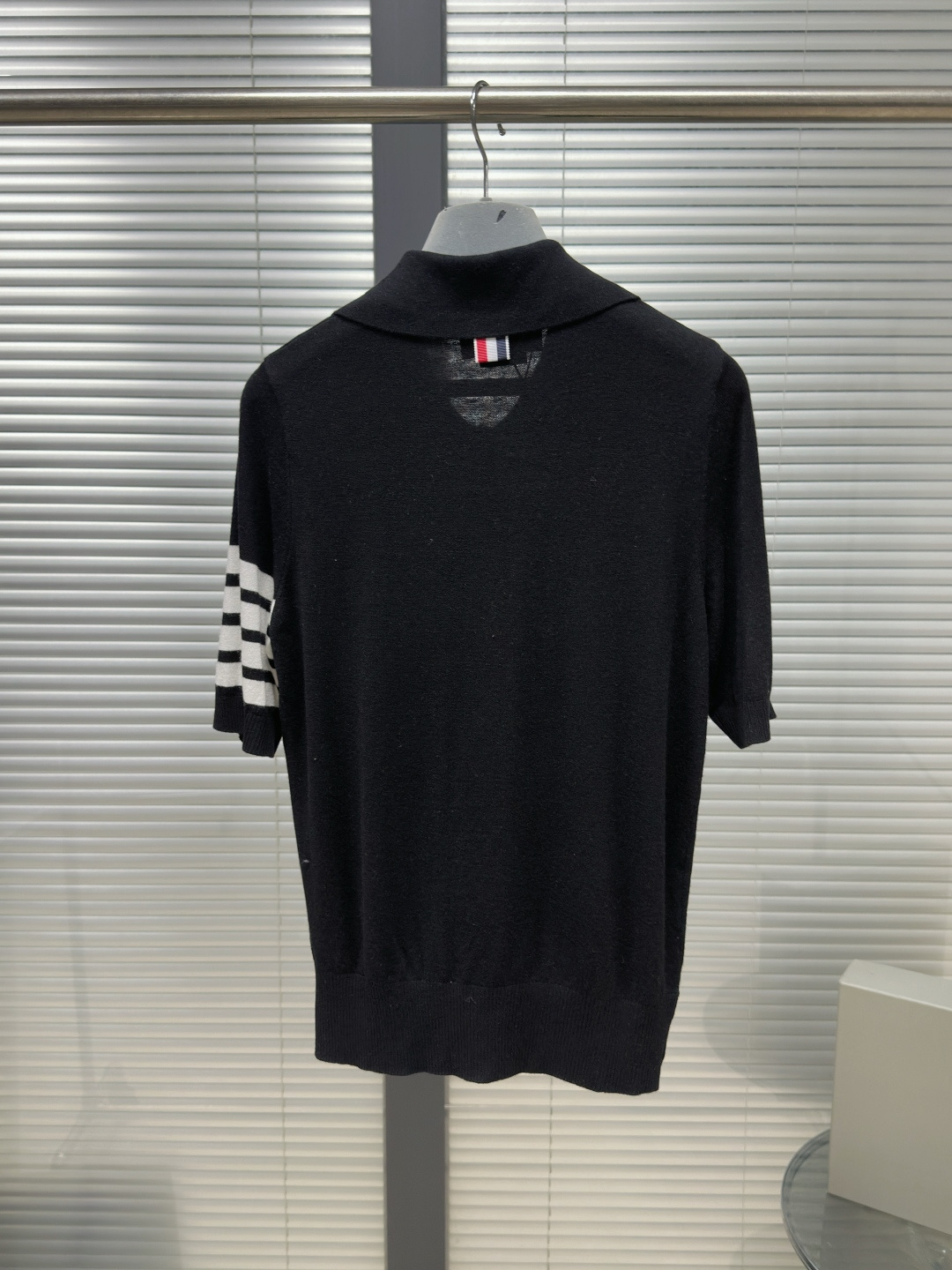 톰브라운 남성 반팔 142880 Thom Browne T Shirt 상세 이미지 6