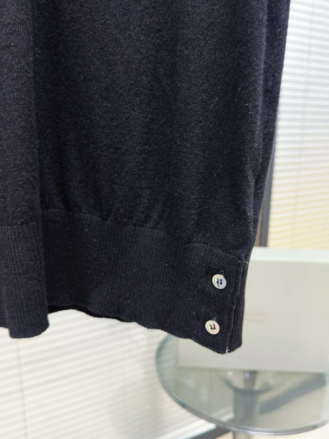 톰브라운 남성 반팔 142880 Thom Browne T Shirt 상세 이미지 4