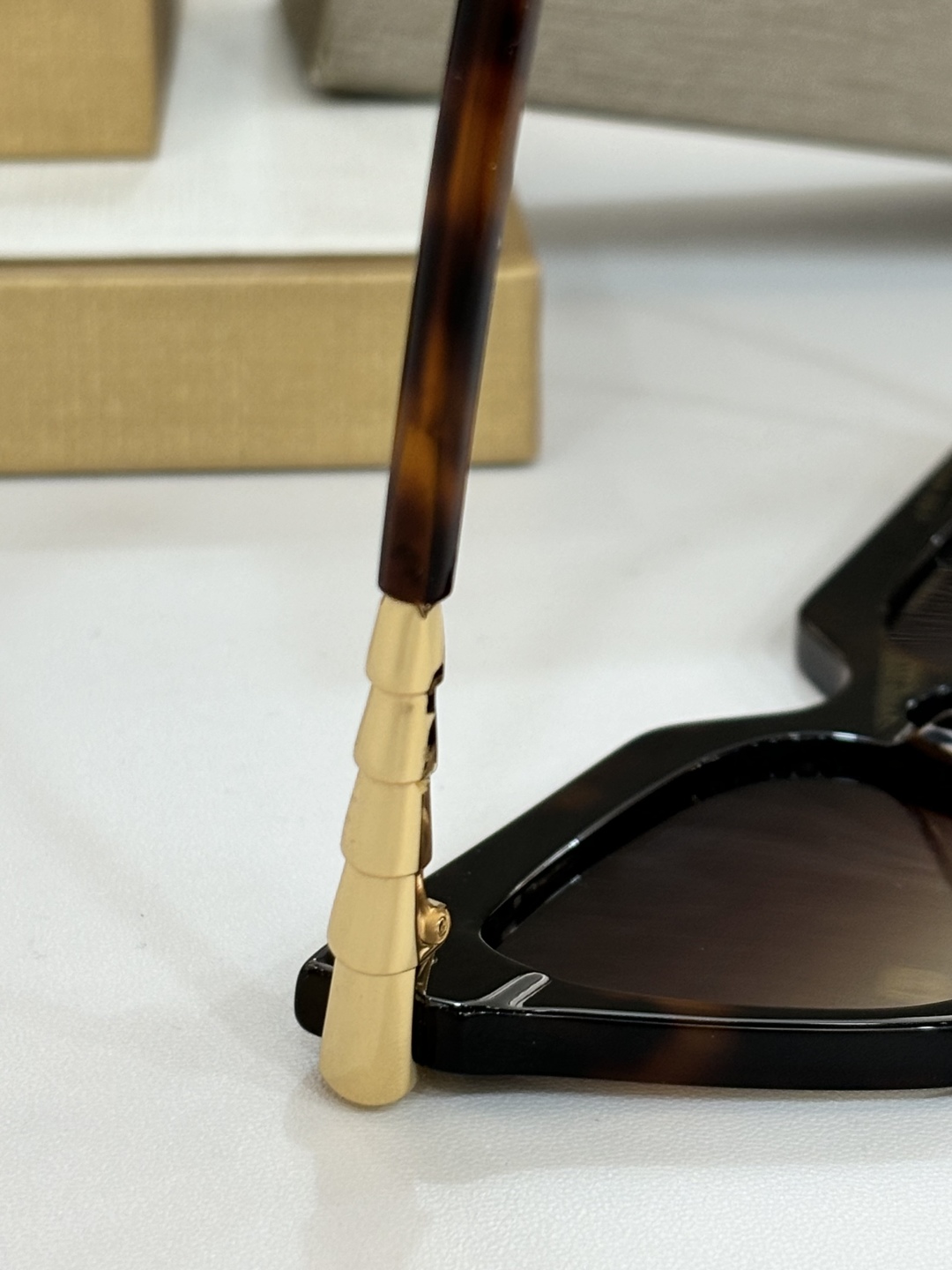  BVLGAR*SERPENTI VIPER
MODEL：BV40031I
SIZE：53口18-145